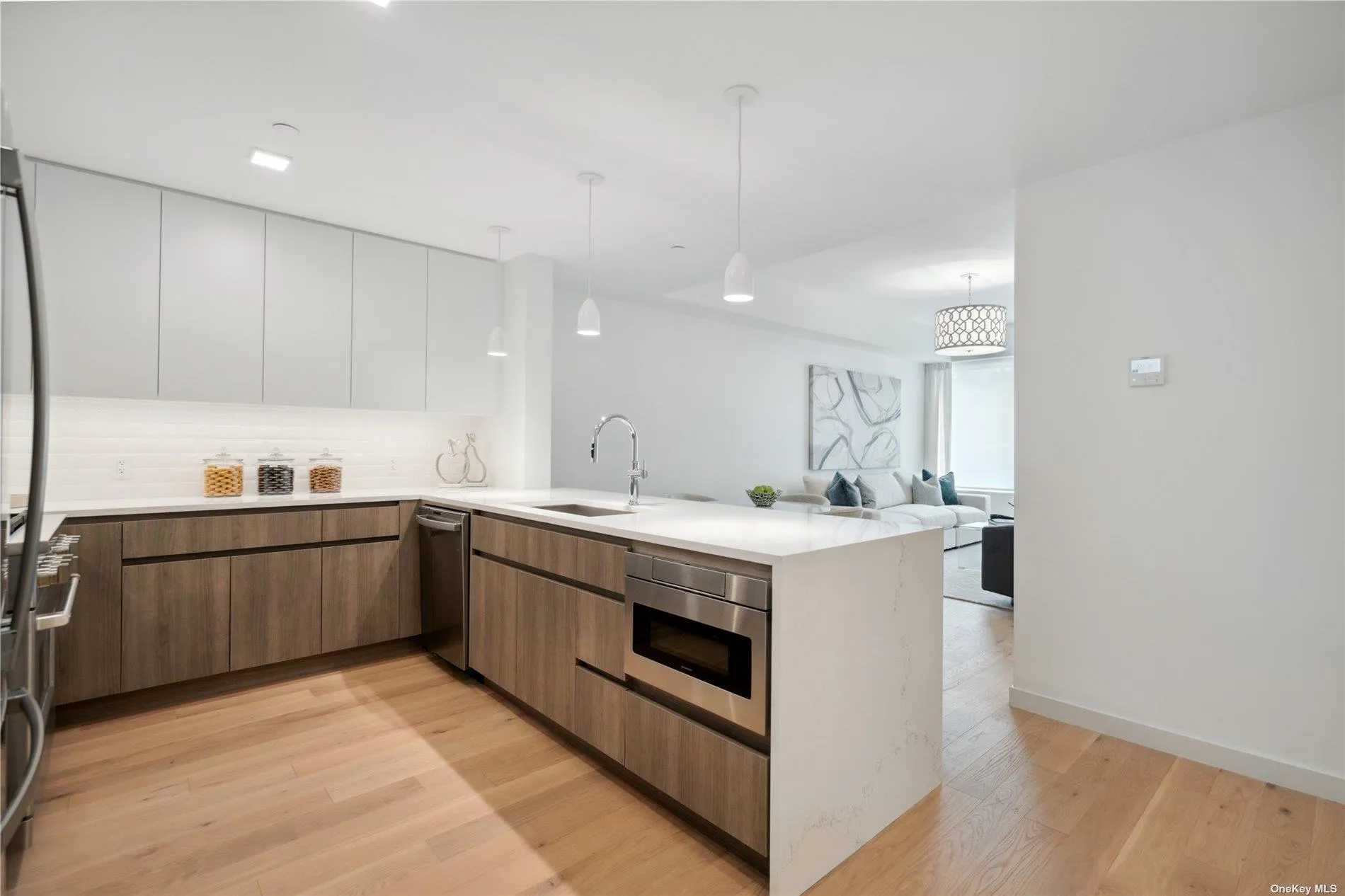 218 Middle Neck Road, North Hempstead, NY, 2 Bedrooms Bedrooms, 6 Rooms Rooms,2 BathroomsBathrooms,Residential,For Rent,Middle Neck,0,L3569433 218 Middle Neck Road, North Hempstead, NY, 2 Bedrooms Bedrooms, 6 Rooms Rooms,2 BathroomsBathrooms,Residential,For Rent,Middle Neck,0,L3569433