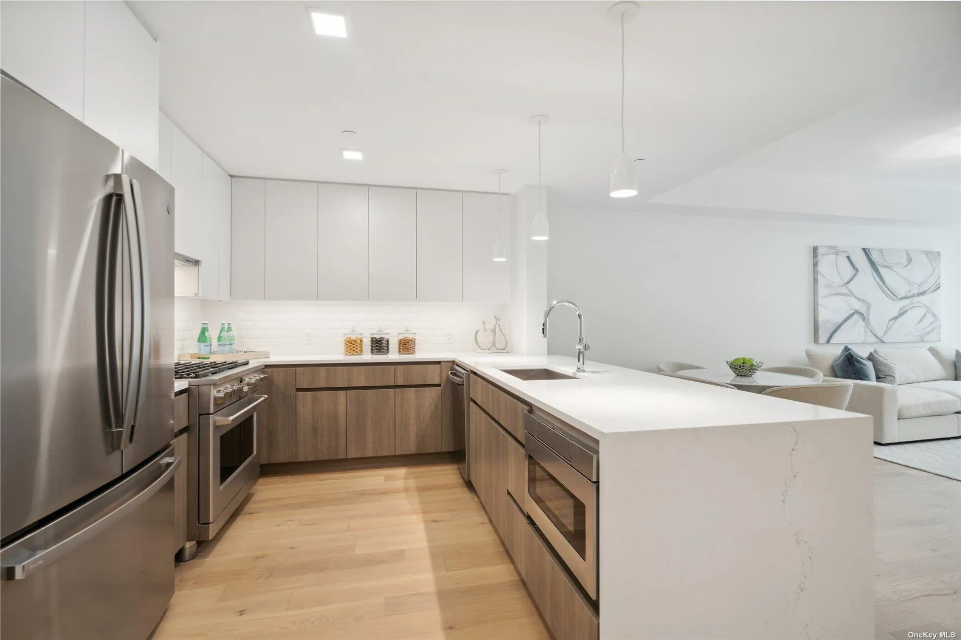 218 Middle Neck Road, North Hempstead, NY, 2 Bedrooms Bedrooms, 6 Rooms Rooms,2 BathroomsBathrooms,Residential,For Rent,Middle Neck,0,L3569436 218 Middle Neck Road, North Hempstead, NY, 2 Bedrooms Bedrooms, 6 Rooms Rooms,2 BathroomsBathrooms,Residential,For Rent,Middle Neck,0,L3569436