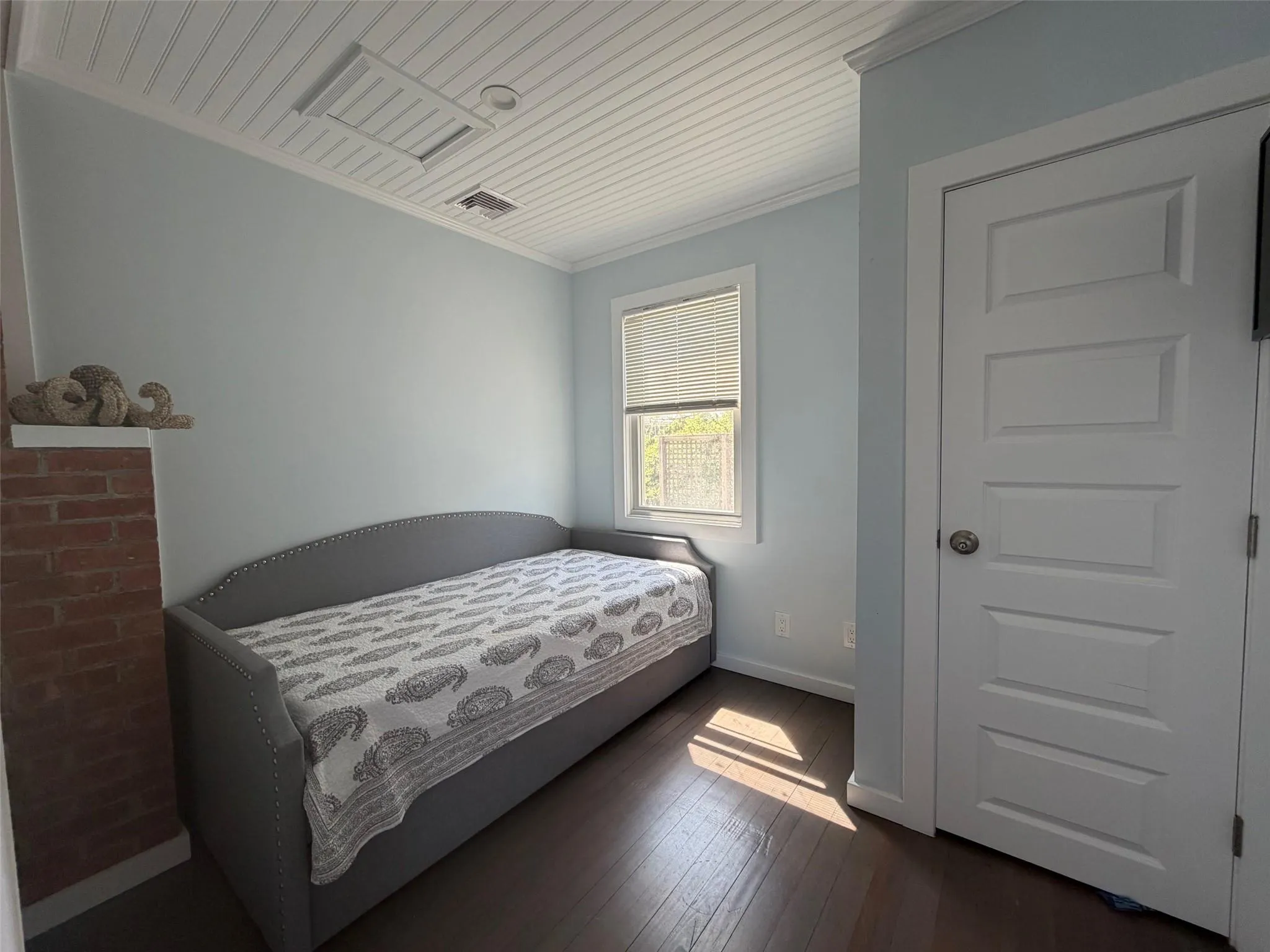 7 Crescent Walk, Islip, NY, 5 Bedroom Bedrooms, 9 Room Rooms,3 BathroomBathrooms,Residential Lease,For Rent,Crescent,0,LP1345954 7 Crescent Walk, Islip, NY, 5 Bedroom Bedrooms, 9 Room Rooms,3 BathroomBathrooms,Residential Lease,For Rent,Crescent,0,LP1345954
