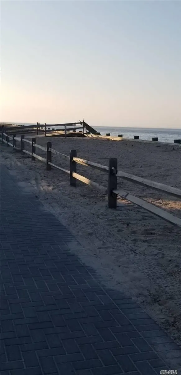 7 Crescent Walk, Islip, NY, 5 Bedrooms Bedrooms, 9 Rooms Rooms,3 BathroomsBathrooms,Residential Lease,For Rent,Crescent,0,LP1345954 7 Crescent Walk, Islip, NY, 5 Bedrooms Bedrooms, 9 Rooms Rooms,3 BathroomsBathrooms,Residential Lease,For Rent,Crescent,0,LP1345954