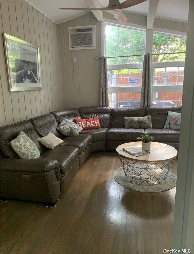19 Champlain Street, Brookhaven, NY, 4 Bedrooms Bedrooms, 7 Rooms Rooms,2 BathroomsBathrooms,Residential Lease,For Rent,Champlain,0,LP1431531 19 Champlain Street, Brookhaven, NY, 4 Bedrooms Bedrooms, 7 Rooms Rooms,2 BathroomsBathrooms,Residential Lease,For Rent,Champlain,0,LP1431531