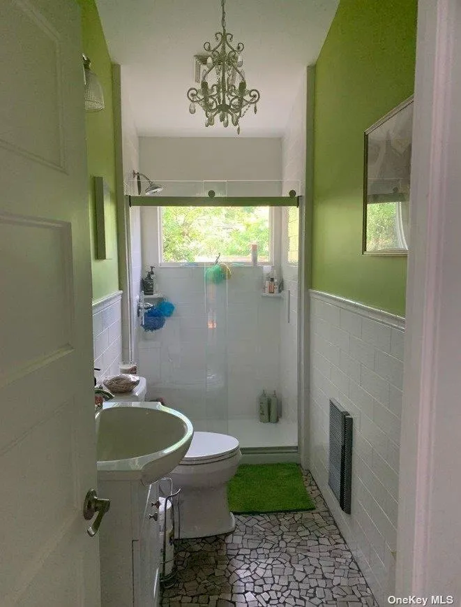 19 Champlain Street, Brookhaven, NY, 4 Bedrooms Bedrooms, 7 Rooms Rooms,2 BathroomsBathrooms,Residential Lease,For Rent,Champlain,0,LP1431531 19 Champlain Street, Brookhaven, NY, 4 Bedrooms Bedrooms, 7 Rooms Rooms,2 BathroomsBathrooms,Residential Lease,For Rent,Champlain,0,LP1431531