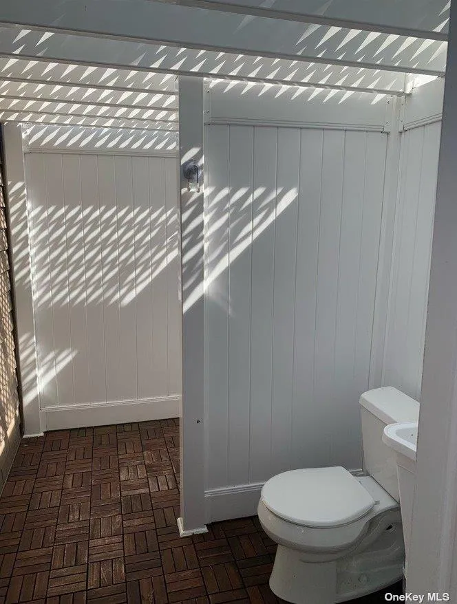 19 Champlain Street, Brookhaven, NY, 4 Bedrooms Bedrooms, 7 Rooms Rooms,2 BathroomsBathrooms,Residential Lease,For Rent,Champlain,0,LP1431531 19 Champlain Street, Brookhaven, NY, 4 Bedrooms Bedrooms, 7 Rooms Rooms,2 BathroomsBathrooms,Residential Lease,For Rent,Champlain,0,LP1431531