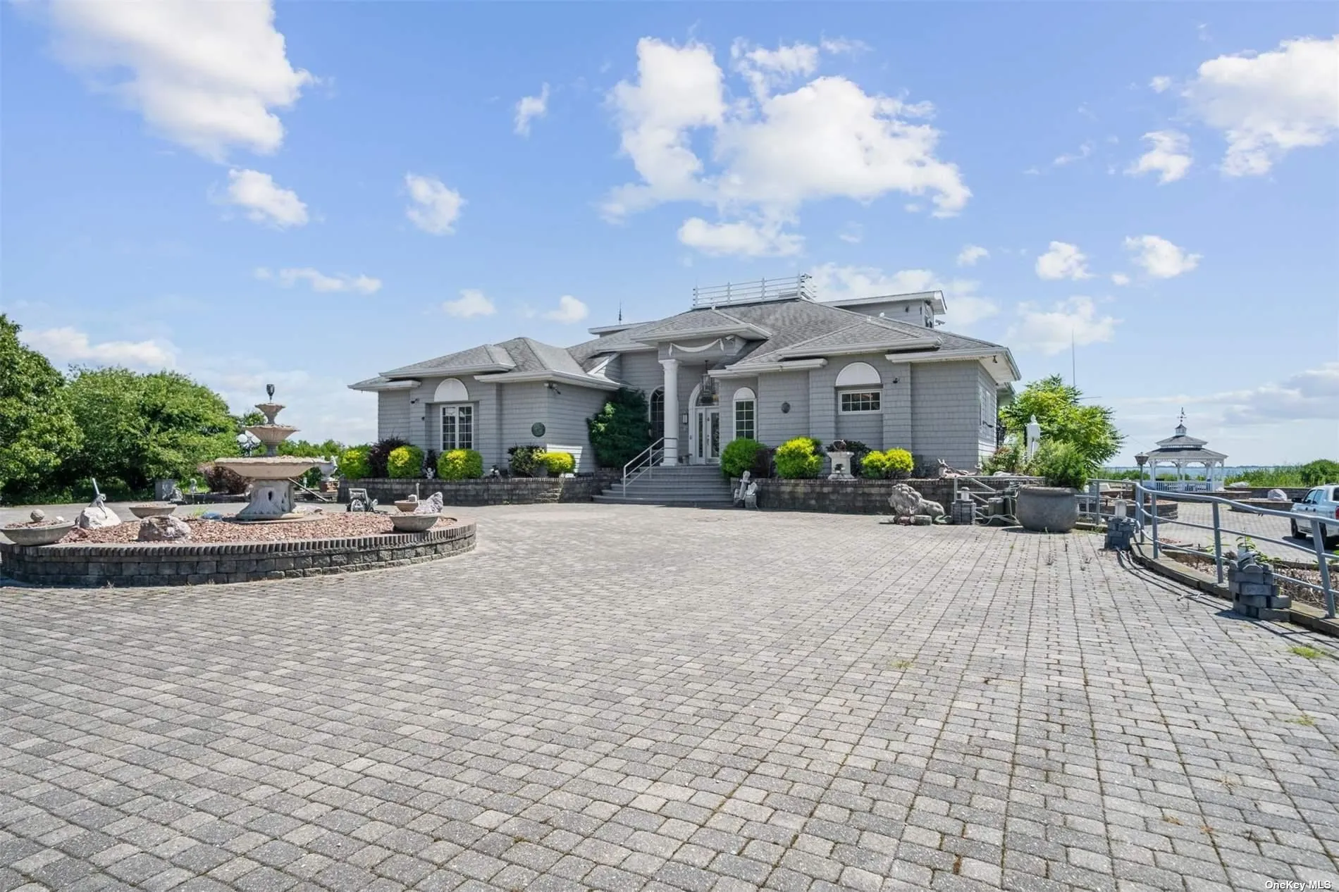48 Old Neck Road, Brookhaven, NY, 5 Bedrooms Bedrooms, 9 Rooms Rooms,2 BathroomsBathrooms,Residential,For Rent,Old Neck,0,L3571140 48 Old Neck Road, Brookhaven, NY, 5 Bedrooms Bedrooms, 9 Rooms Rooms,2 BathroomsBathrooms,Residential,For Rent,Old Neck,0,L3571140