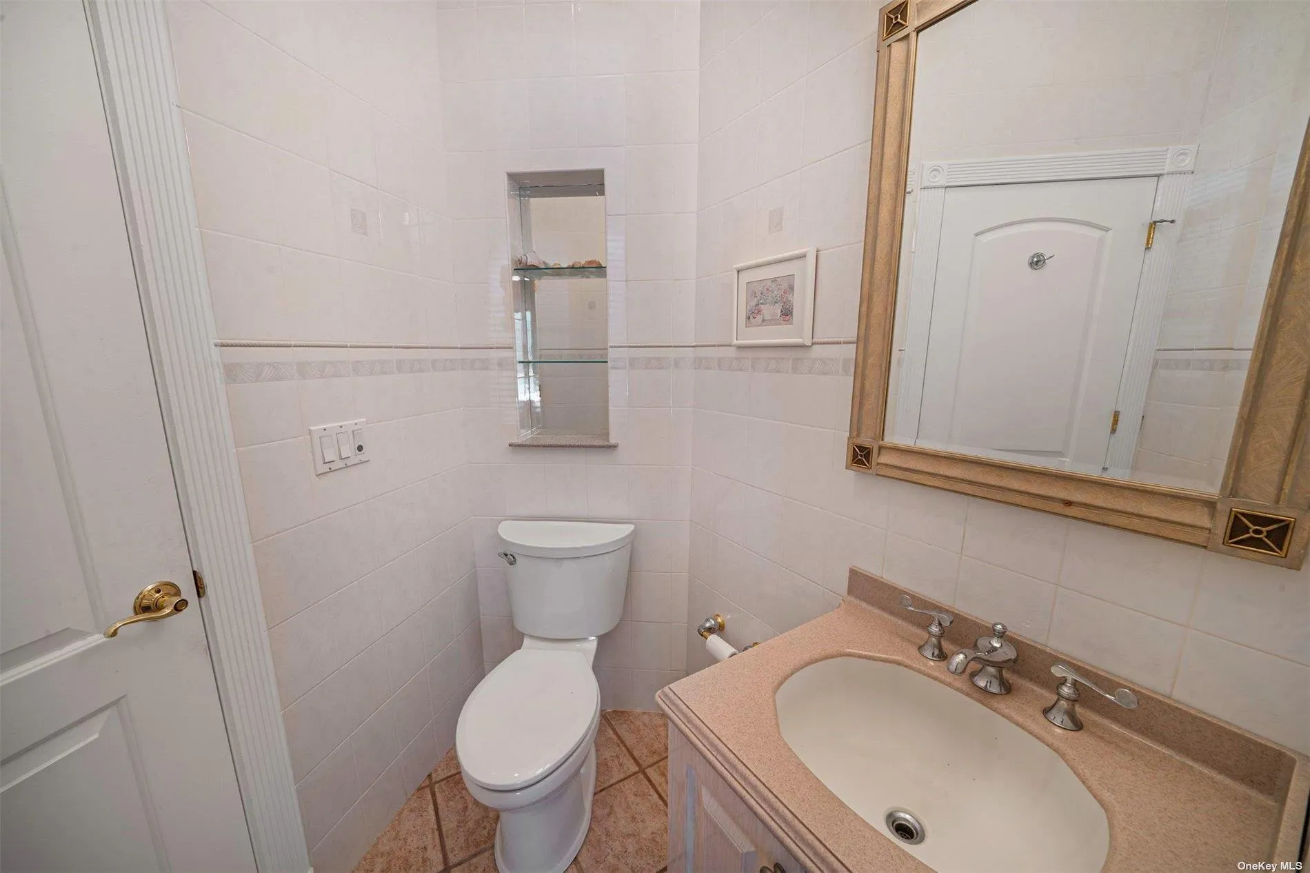 48 Old Neck Road, Brookhaven, NY, 5 Bedrooms Bedrooms, 9 Rooms Rooms,2 BathroomsBathrooms,Residential,For Rent,Old Neck,0,L3571140 48 Old Neck Road, Brookhaven, NY, 5 Bedrooms Bedrooms, 9 Rooms Rooms,2 BathroomsBathrooms,Residential,For Rent,Old Neck,0,L3571140