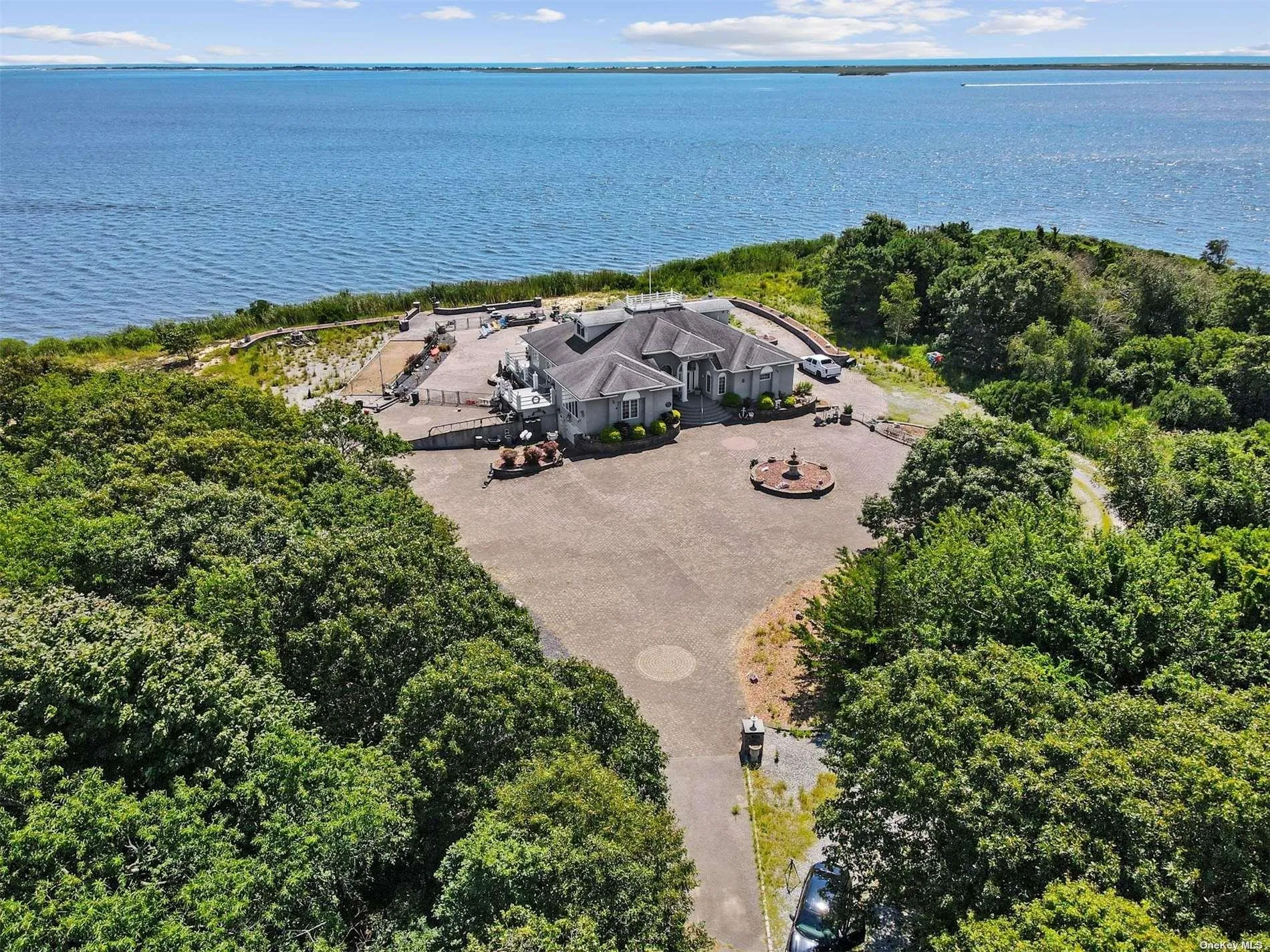 48 Old Neck Road, Brookhaven, NY, 5 Bedrooms Bedrooms, 9 Rooms Rooms,2 BathroomsBathrooms,Residential,For Rent,Old Neck,0,L3571140 48 Old Neck Road, Brookhaven, NY, 5 Bedrooms Bedrooms, 9 Rooms Rooms,2 BathroomsBathrooms,Residential,For Rent,Old Neck,0,L3571140