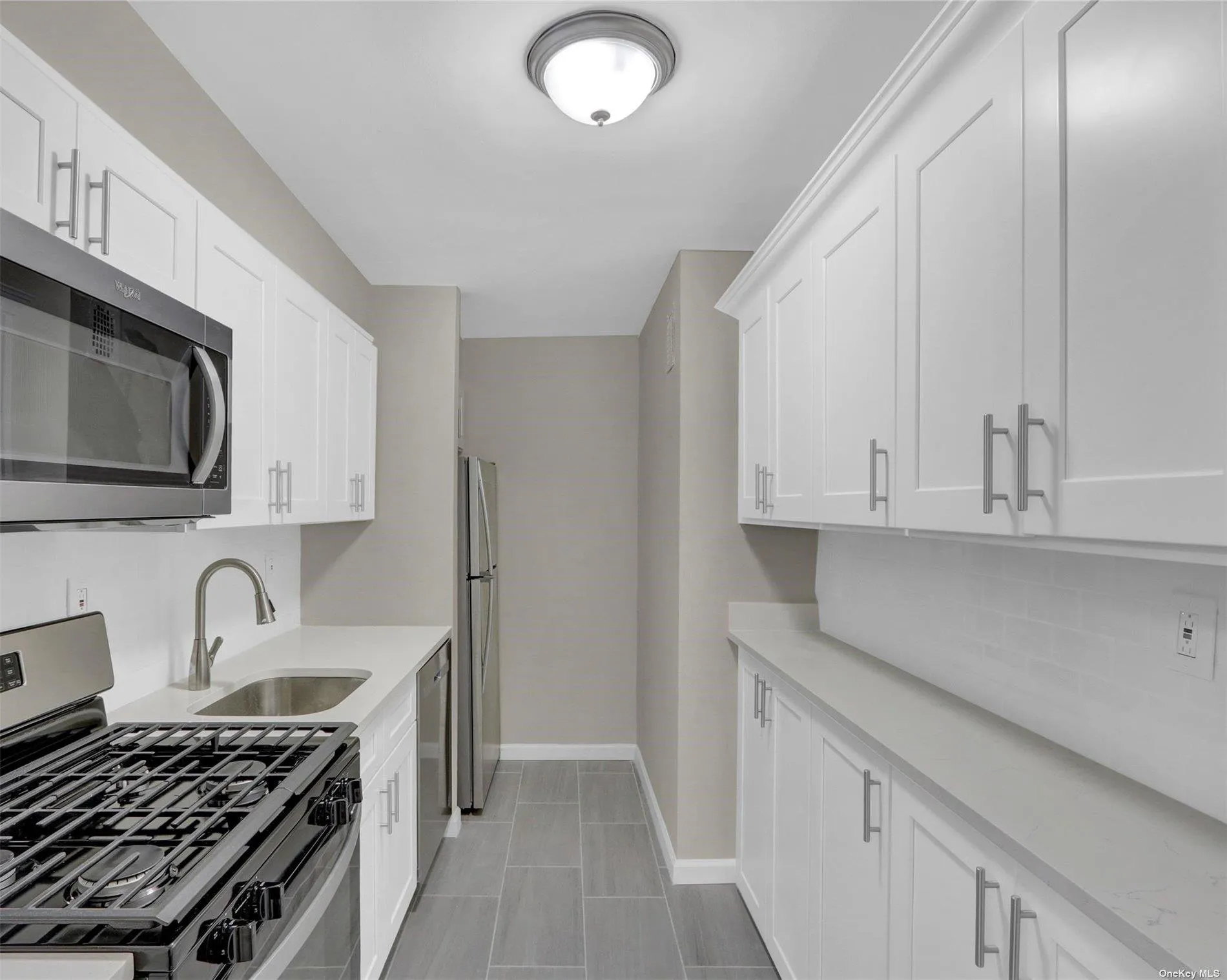 151-31 88th Street, New York, NY, 2 Bedrooms Bedrooms, 5 Rooms Rooms,1 BathroomBathrooms,Residential,For Rent,88th,0,L3572872 151-31 88th Street, New York, NY, 2 Bedrooms Bedrooms, 5 Rooms Rooms,1 BathroomBathrooms,Residential,For Rent,88th,0,L3572872