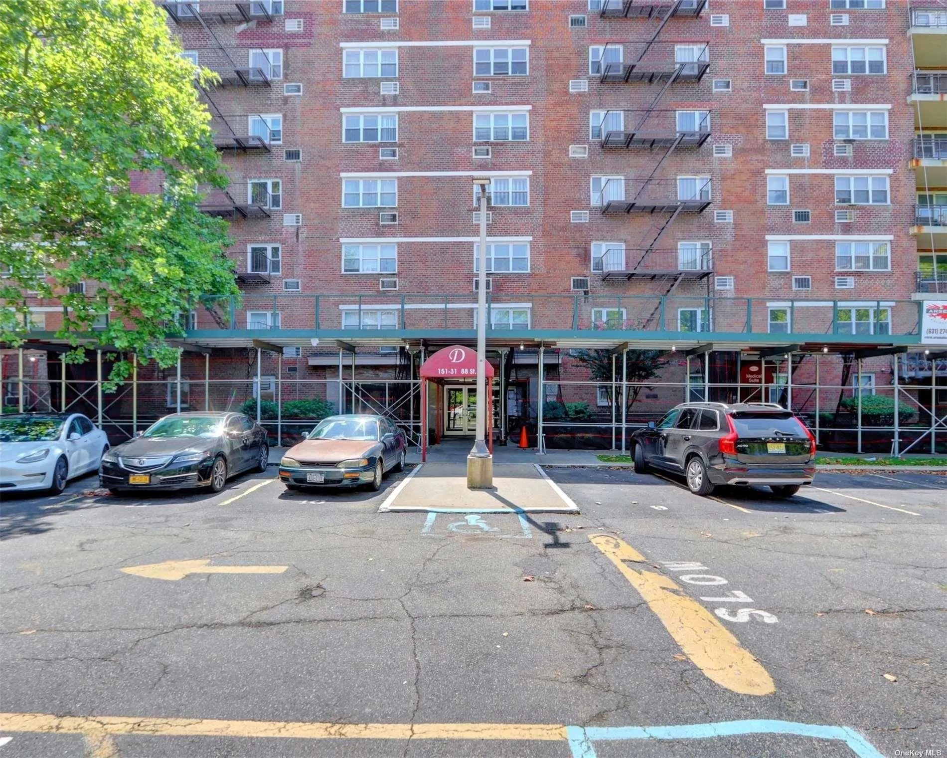 151-31 88th Street, New York, NY, 2 Bedrooms Bedrooms, 5 Rooms Rooms,1 BathroomBathrooms,Residential,For Rent,88th,0,L3572872 151-31 88th Street, New York, NY, 2 Bedrooms Bedrooms, 5 Rooms Rooms,1 BathroomBathrooms,Residential,For Rent,88th,0,L3572872