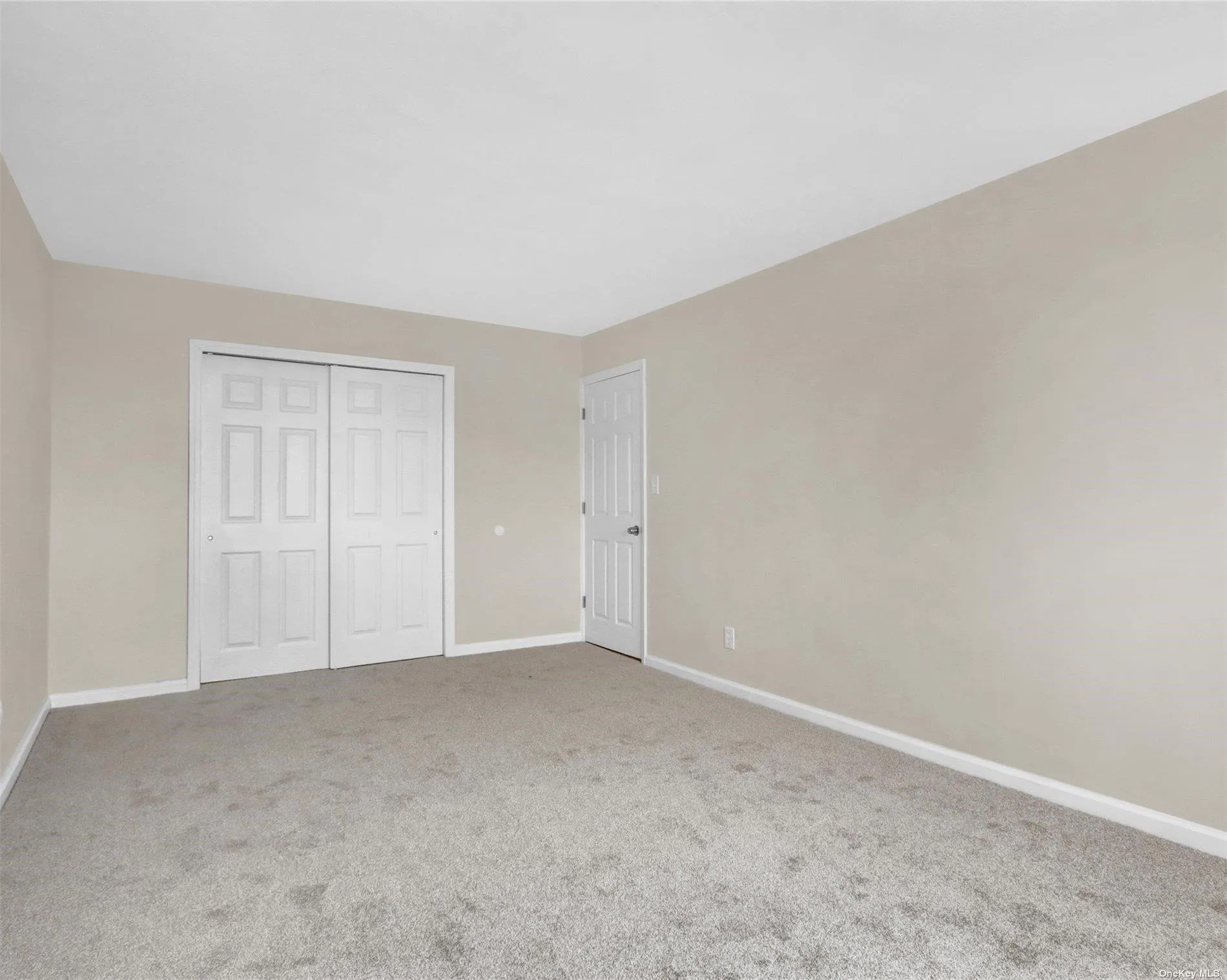 151-31 88th Street, New York, NY, 2 Bedrooms Bedrooms, 5 Rooms Rooms,1 BathroomBathrooms,Residential,For Rent,88th,0,L3572872 151-31 88th Street, New York, NY, 2 Bedrooms Bedrooms, 5 Rooms Rooms,1 BathroomBathrooms,Residential,For Rent,88th,0,L3572872