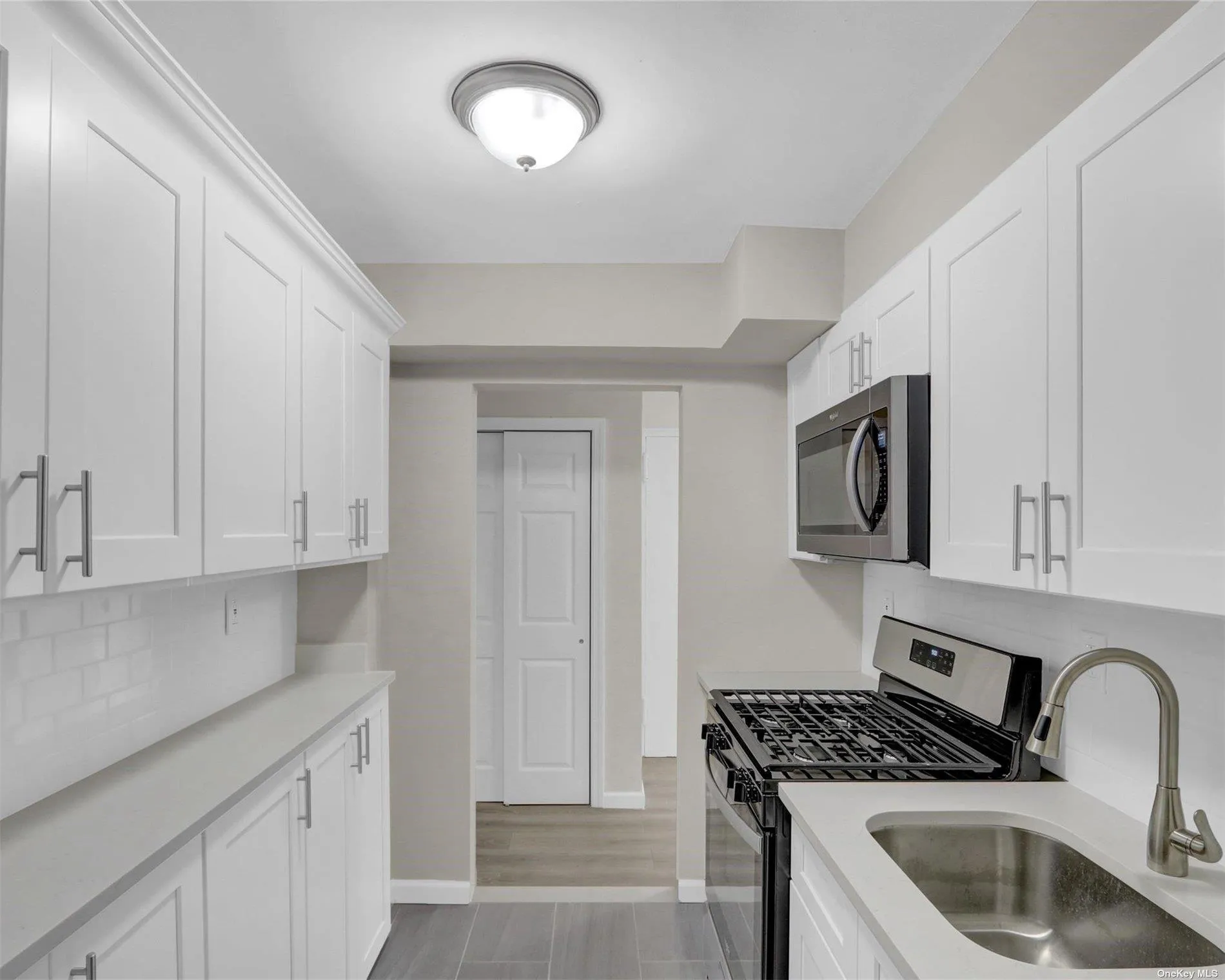 151-31 88th Street, New York, NY, 2 Bedrooms Bedrooms, 5 Rooms Rooms,1 BathroomBathrooms,Residential,For Rent,88th,0,L3572872 151-31 88th Street, New York, NY, 2 Bedrooms Bedrooms, 5 Rooms Rooms,1 BathroomBathrooms,Residential,For Rent,88th,0,L3572872