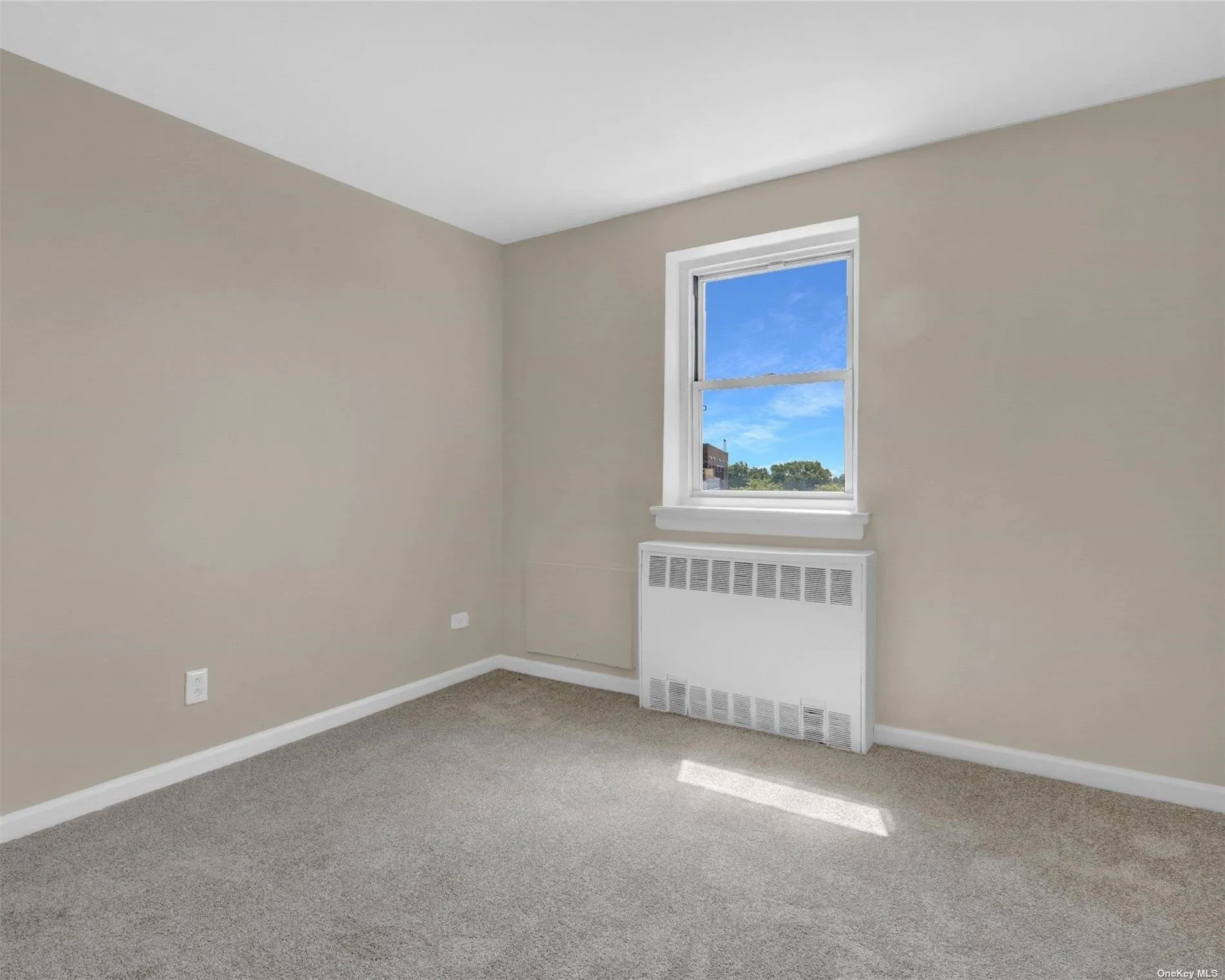 151-31 88th Street, New York, NY, 2 Bedrooms Bedrooms, 5 Rooms Rooms,1 BathroomBathrooms,Residential,For Rent,88th,0,L3572872 151-31 88th Street, New York, NY, 2 Bedrooms Bedrooms, 5 Rooms Rooms,1 BathroomBathrooms,Residential,For Rent,88th,0,L3572872