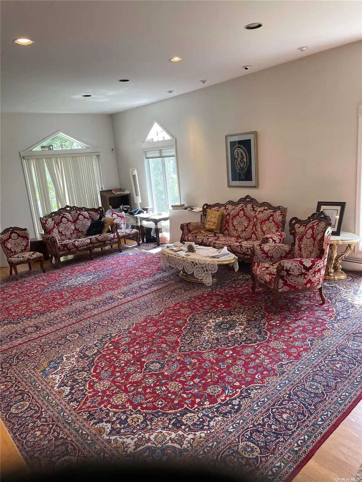 5 Devonshire Lane, North Hempstead, NY, 4 Bedrooms Bedrooms, 8 Rooms Rooms,3 BathroomsBathrooms,Residential,For Rent,Devonshire,0,L3576788 5 Devonshire Lane, North Hempstead, NY, 4 Bedrooms Bedrooms, 8 Rooms Rooms,3 BathroomsBathrooms,Residential,For Rent,Devonshire,0,L3576788