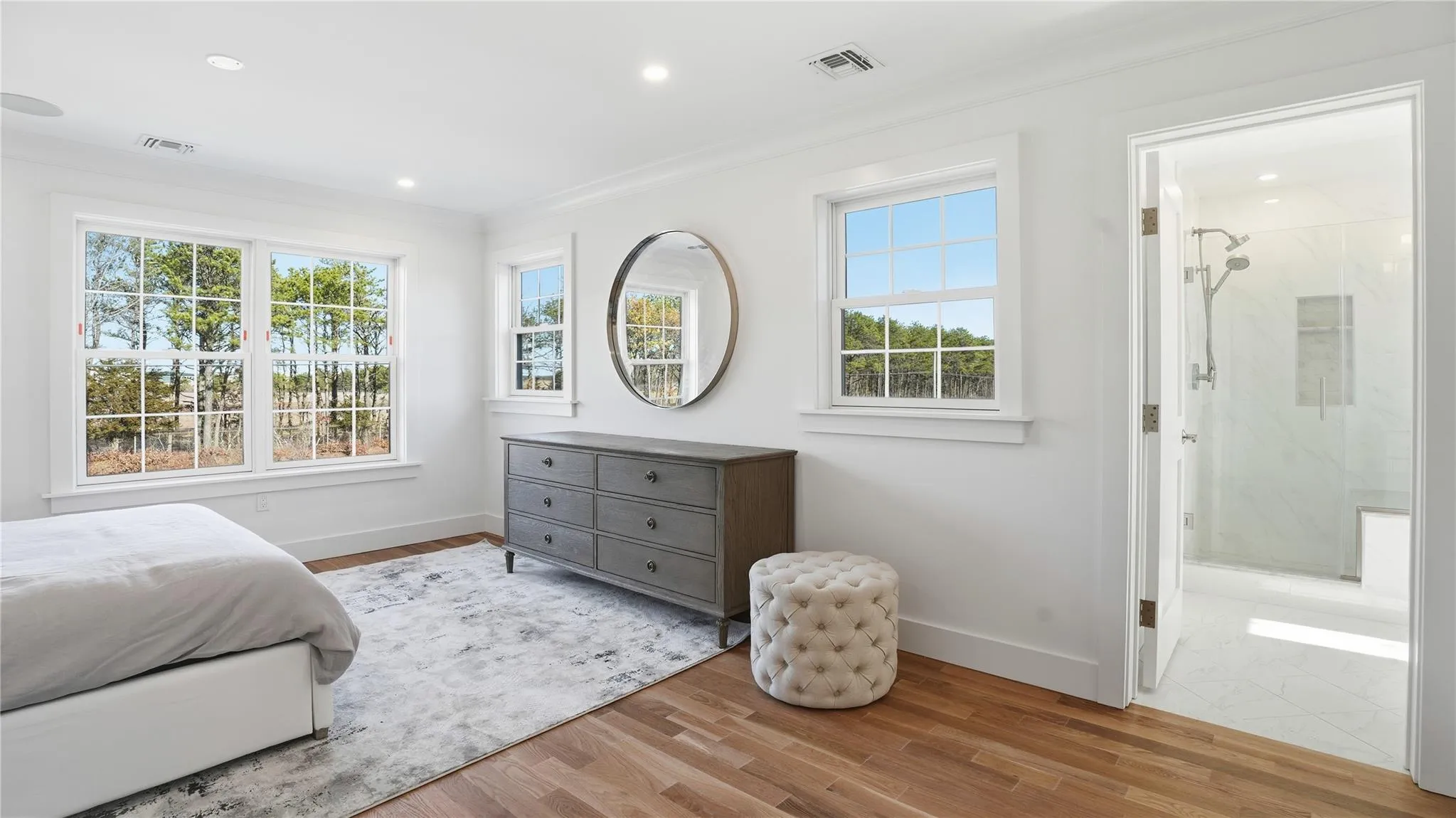1101 West Loop Drive, Southampton, NY, 2 Bedrooms Bedrooms, 6 Rooms Rooms,2 BathroomsBathrooms,Residential,For Rent,West Loop,0,L3577056 1101 West Loop Drive, Southampton, NY, 2 Bedrooms Bedrooms, 6 Rooms Rooms,2 BathroomsBathrooms,Residential,For Rent,West Loop,0,L3577056