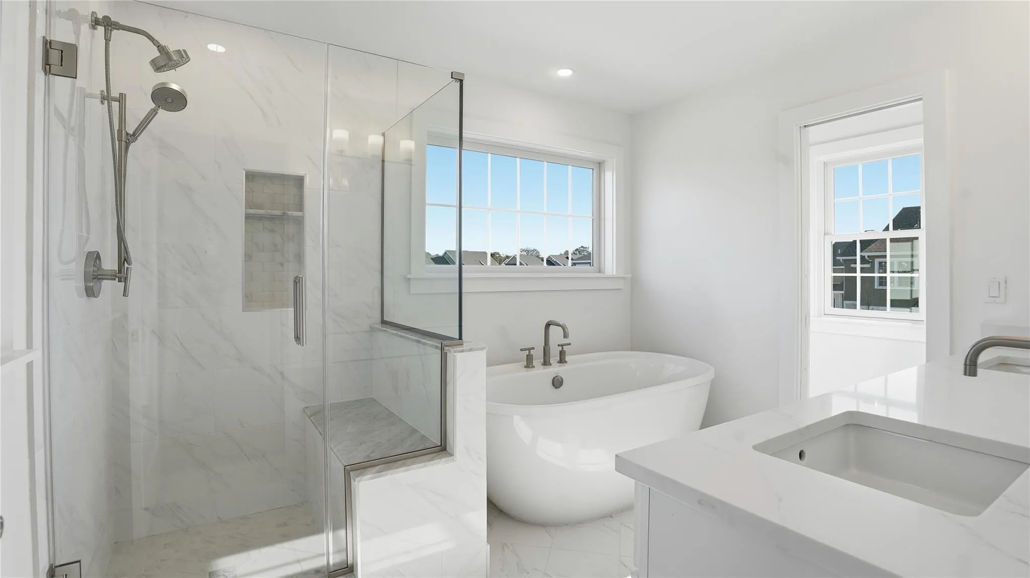 401 East Loop Drive, Southampton, NY, 2 Bedrooms Bedrooms, 6 Rooms Rooms,2 BathroomsBathrooms,Residential,For Rent,East Loop,0,L3577151 401 East Loop Drive, Southampton, NY, 2 Bedrooms Bedrooms, 6 Rooms Rooms,2 BathroomsBathrooms,Residential,For Rent,East Loop,0,L3577151