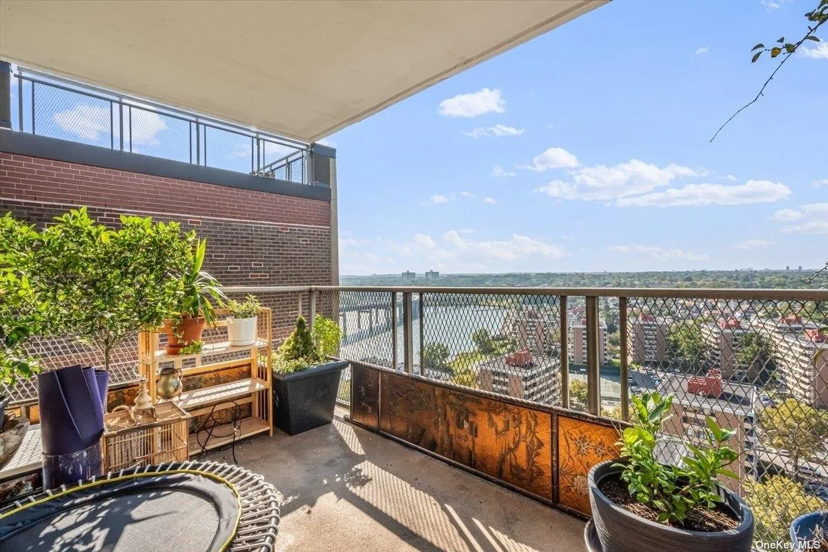 166-25 Powells Cove Boulevard, New York, NY, 2 Bedrooms Bedrooms, 5 Rooms Rooms,2 BathroomsBathrooms,Residential,For Rent,Powells Cove,0,L3577162 166-25 Powells Cove Boulevard, New York, NY, 2 Bedrooms Bedrooms, 5 Rooms Rooms,2 BathroomsBathrooms,Residential,For Rent,Powells Cove,0,L3577162