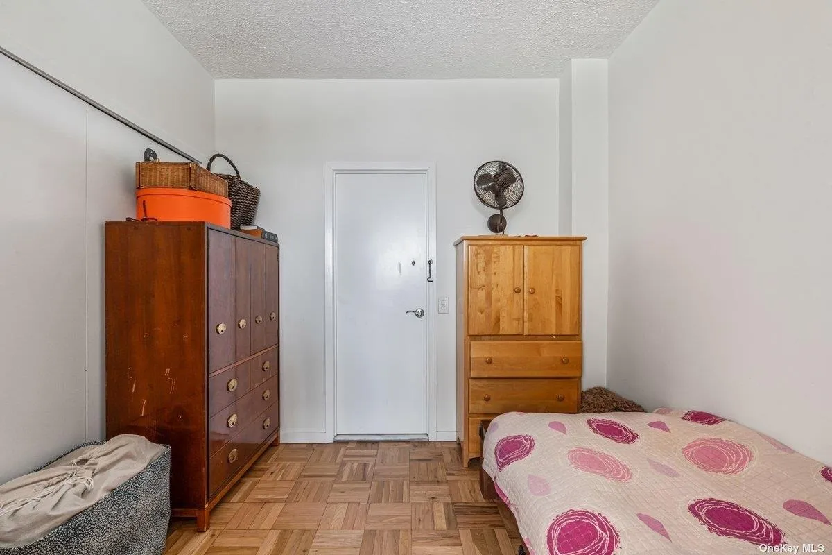 166-25 Powells Cove Boulevard, New York, NY, 2 Bedrooms Bedrooms, 5 Rooms Rooms,2 BathroomsBathrooms,Residential,For Rent,Powells Cove,0,L3577162 166-25 Powells Cove Boulevard, New York, NY, 2 Bedrooms Bedrooms, 5 Rooms Rooms,2 BathroomsBathrooms,Residential,For Rent,Powells Cove,0,L3577162