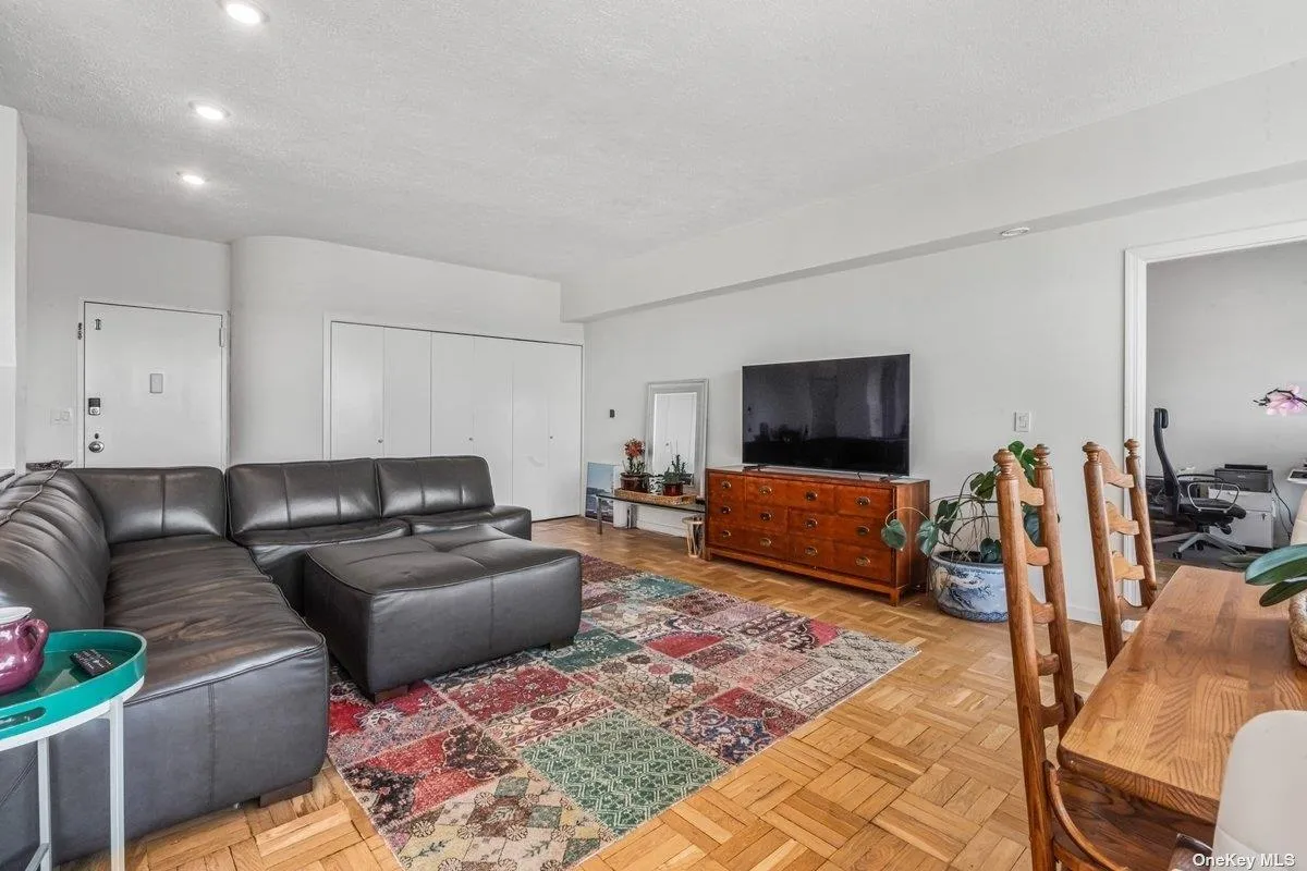 166-25 Powells Cove Boulevard, New York, NY, 2 Bedrooms Bedrooms, 5 Rooms Rooms,2 BathroomsBathrooms,Residential,For Rent,Powells Cove,0,L3577162 166-25 Powells Cove Boulevard, New York, NY, 2 Bedrooms Bedrooms, 5 Rooms Rooms,2 BathroomsBathrooms,Residential,For Rent,Powells Cove,0,L3577162