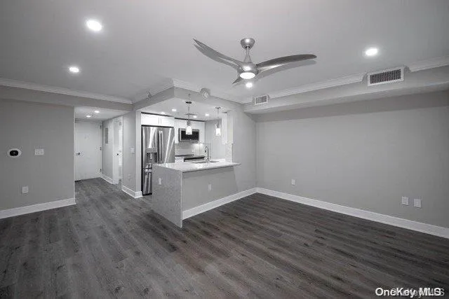 100 Glen Street, Glen Cove, NY, 3 Rooms Rooms,1 BathroomBathrooms,Residential Lease,Idx,Glen,0,L3578030 100 Glen Street, Glen Cove, NY, 3 Rooms Rooms,1 BathroomBathrooms,Residential Lease,Idx,Glen,0,L3578030