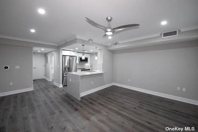 100 Glen Street, Glen Cove, NY, 3 Rooms Rooms,1 BathroomBathrooms,Residential Lease,Idx,Glen,0,L3578030 100 Glen Street, Glen Cove, NY, 3 Rooms Rooms,1 BathroomBathrooms,Residential Lease,Idx,Glen,0,L3578030