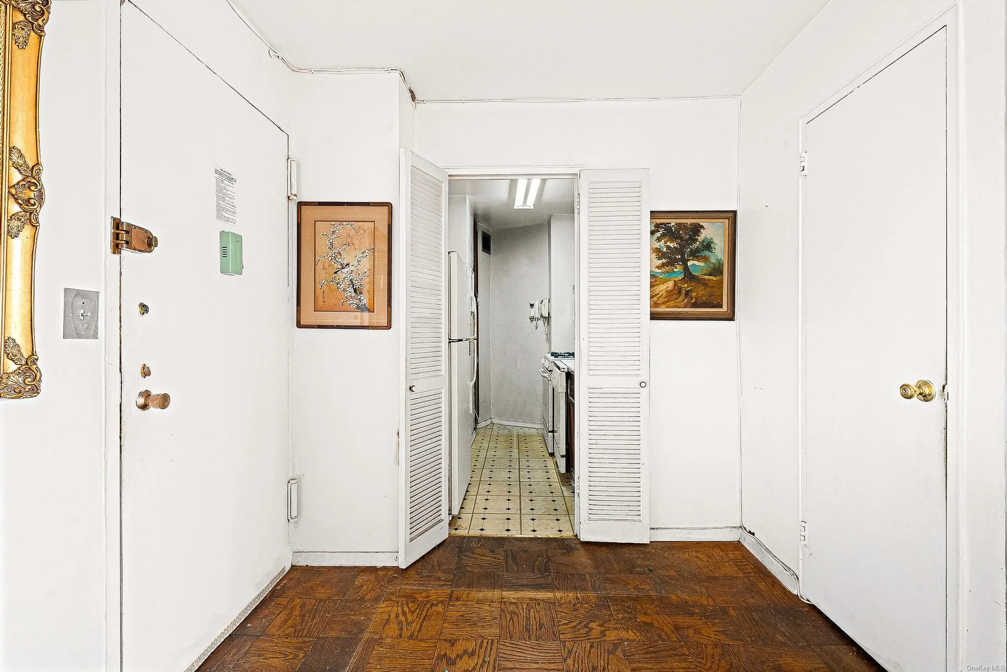 70-25 Yellowstone Boulevard, New York, NY, 3 Rooms Rooms,1 BathroomBathrooms,Residential Sale,For Rent,Yellowstone,0,L3580402 70-25 Yellowstone Boulevard, New York, NY, 3 Rooms Rooms,1 BathroomBathrooms,Residential Sale,For Rent,Yellowstone,0,L3580402