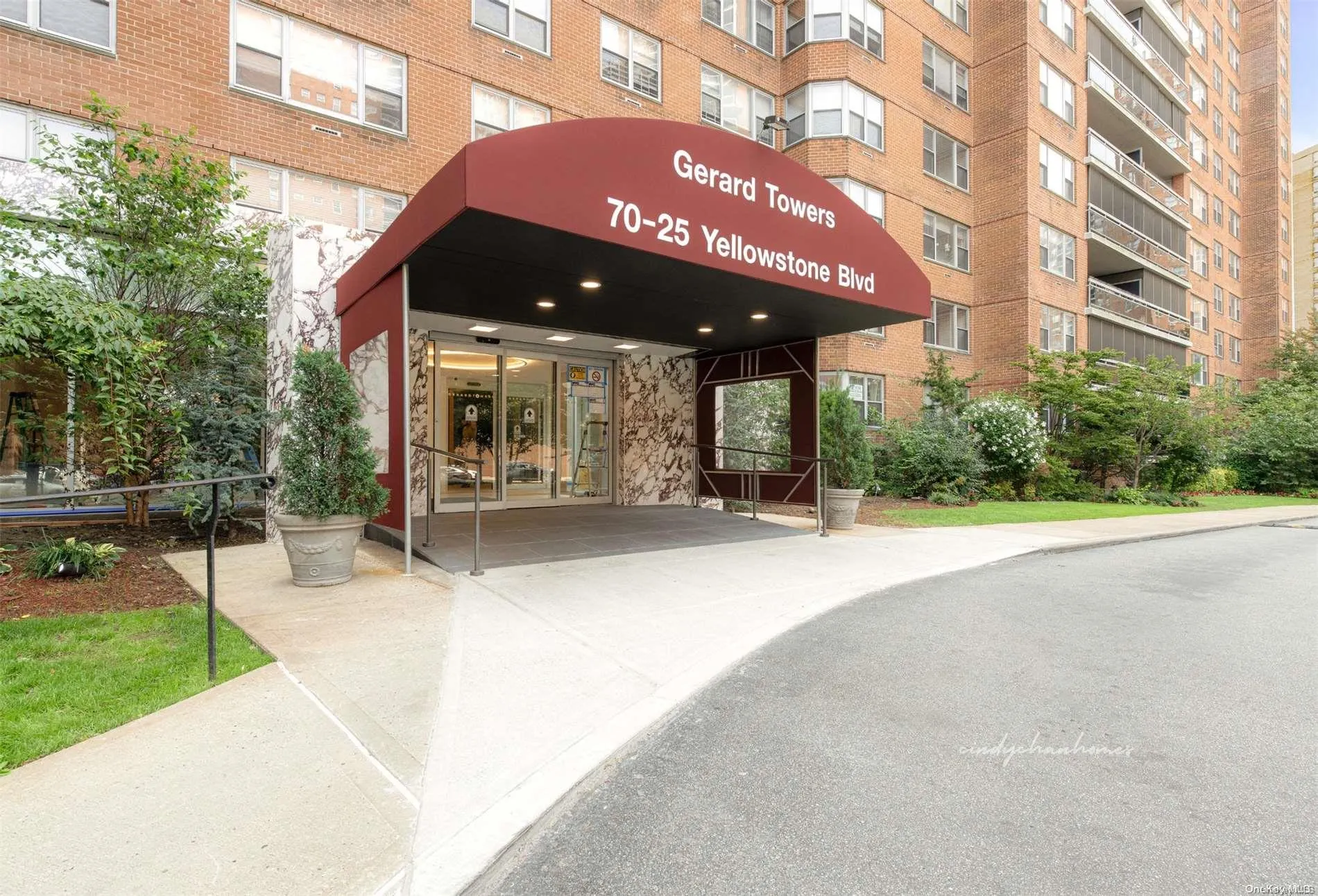 70-25 Yellowstone Boulevard, New York, NY, 3 Rooms Rooms,1 BathroomBathrooms,Residential Sale,For Rent,Yellowstone,0,L3580402 70-25 Yellowstone Boulevard, New York, NY, 3 Rooms Rooms,1 BathroomBathrooms,Residential Sale,For Rent,Yellowstone,0,L3580402