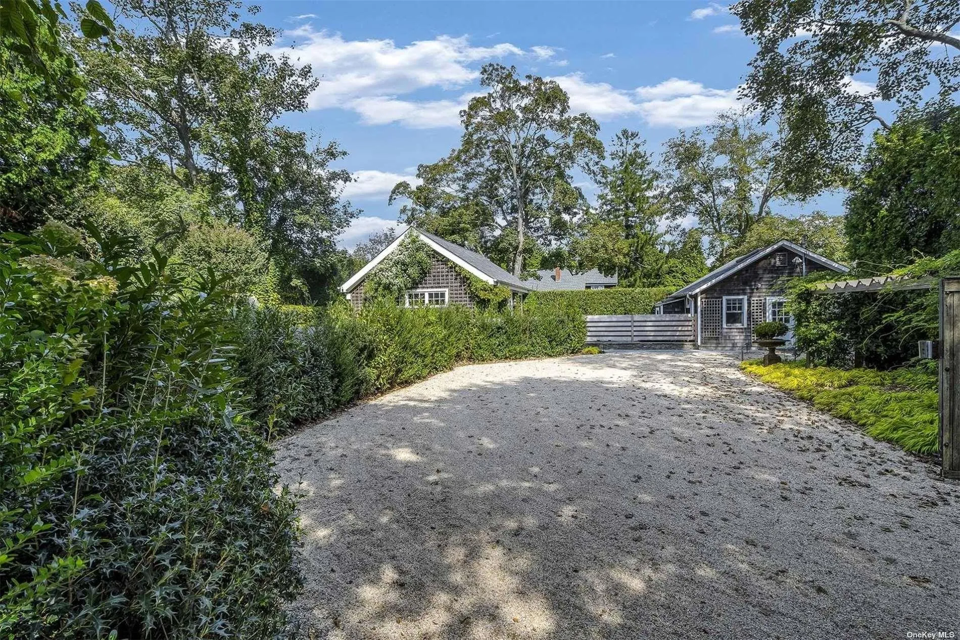 7 Miller Lane, East Hampton, NY, 4 Bedrooms Bedrooms, 7 Rooms Rooms,3 BathroomsBathrooms,Residential Lease,Idx,Miller,0,L3581052 7 Miller Lane, East Hampton, NY, 4 Bedrooms Bedrooms, 7 Rooms Rooms,3 BathroomsBathrooms,Residential Lease,Idx,Miller,0,L3581052