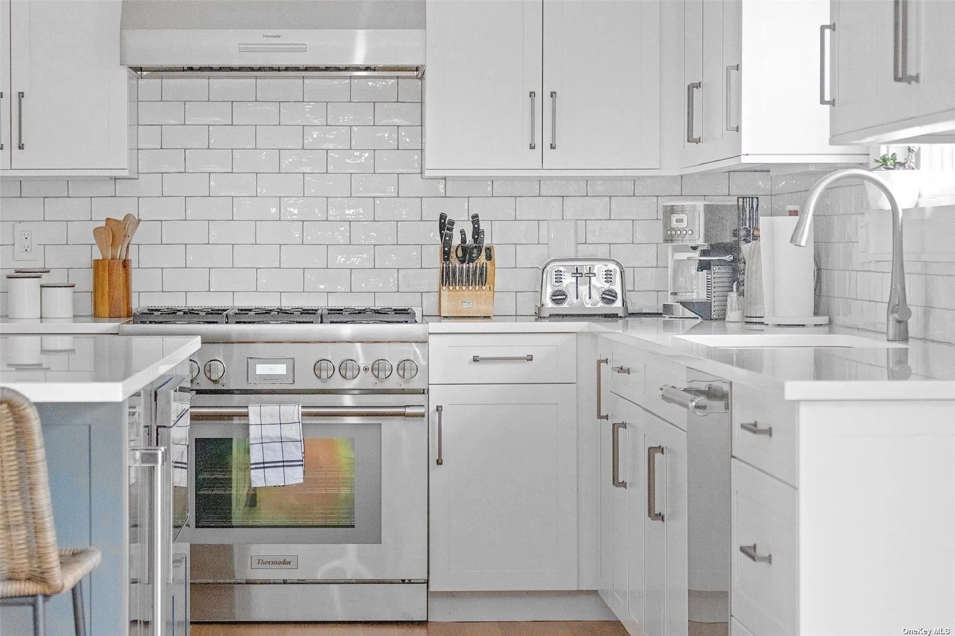 75 Clearview Avenue, Southold, NY, 4 Bedrooms Bedrooms, 9 Rooms Rooms,3 BathroomsBathrooms,Residential Lease,Idx,Clearview,L3582922 75 Clearview Avenue, Southold, NY, 4 Bedrooms Bedrooms, 9 Rooms Rooms,3 BathroomsBathrooms,Residential Lease,Idx,Clearview,L3582922