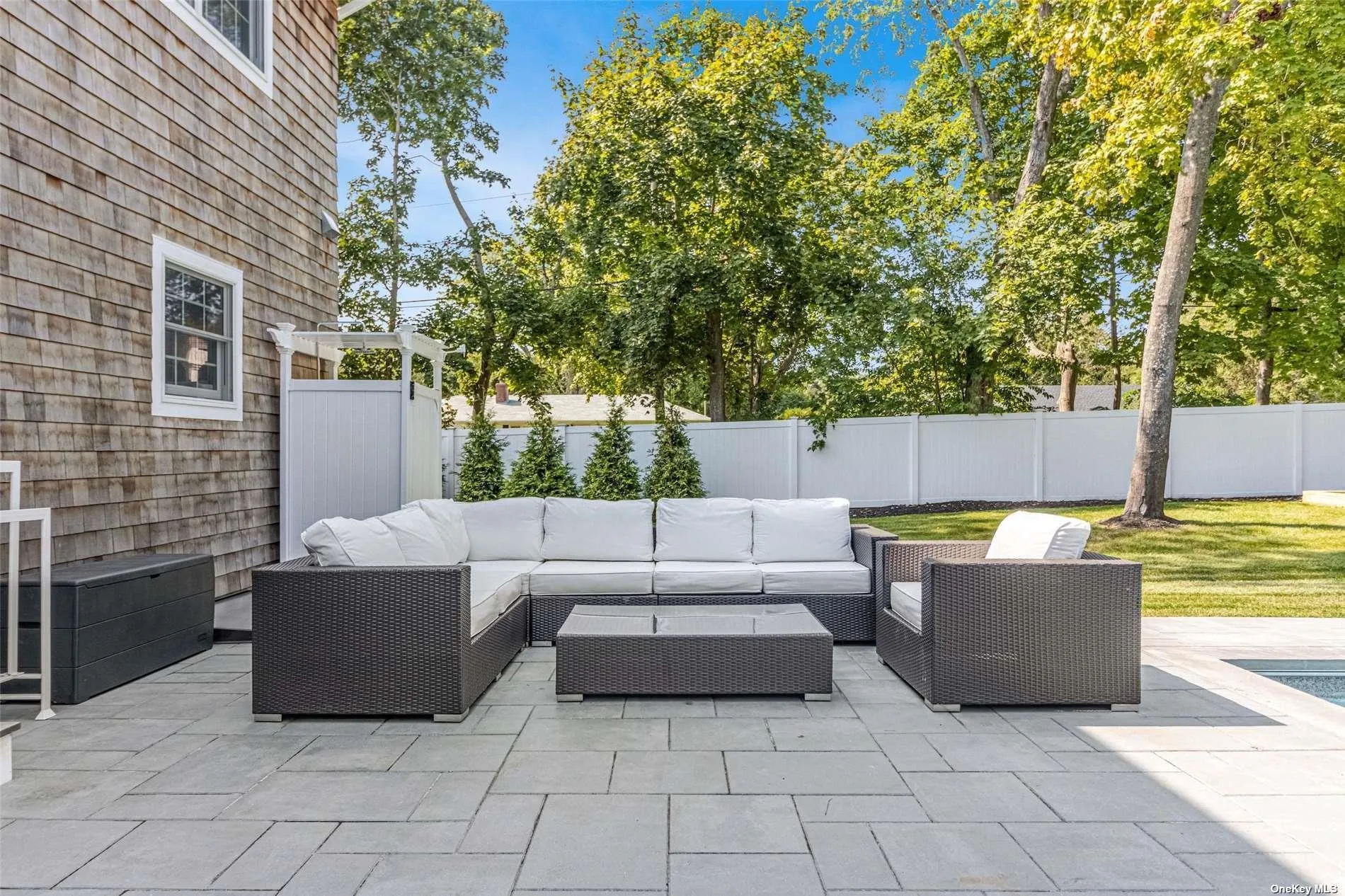 75 Clearview Avenue, Southold, NY, 4 Bedrooms Bedrooms, 9 Rooms Rooms,3 BathroomsBathrooms,Residential Lease,Idx,Clearview,L3582922 75 Clearview Avenue, Southold, NY, 4 Bedrooms Bedrooms, 9 Rooms Rooms,3 BathroomsBathrooms,Residential Lease,Idx,Clearview,L3582922