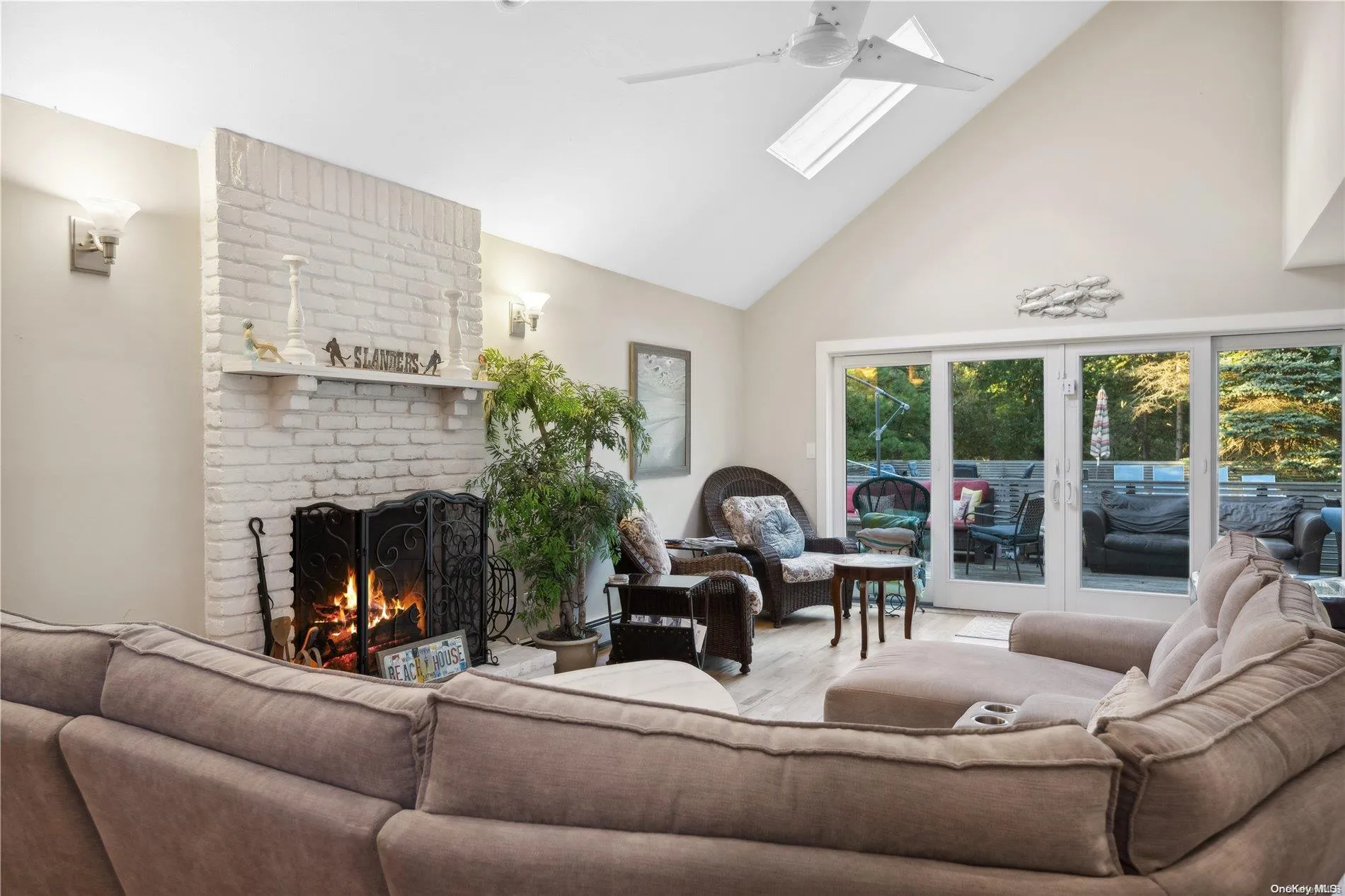 25 Blue Jay Way, East Hampton, NY, 6 Bedrooms Bedrooms, 6 Rooms Rooms,4 BathroomsBathrooms,Residential Lease,Idx,Blue Jay,L3583368 25 Blue Jay Way, East Hampton, NY, 6 Bedrooms Bedrooms, 6 Rooms Rooms,4 BathroomsBathrooms,Residential Lease,Idx,Blue Jay,L3583368