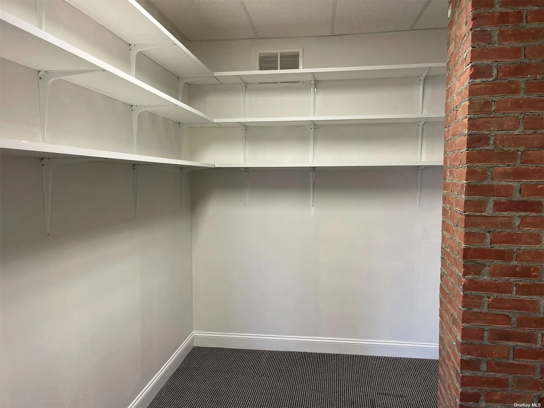 13355 Main #2West Road, Southold, NY, ,Commercial Lease,For Rent,Main #2West,0,L3584571 13355 Main #2West Road, Southold, NY, ,Commercial Lease,For Rent,Main #2West,0,L3584571