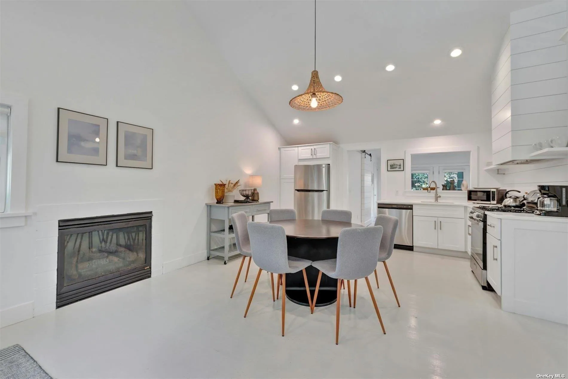 3670 Rocky Point Road, Southold, NY, 3 Bedrooms Bedrooms, 5 Rooms Rooms,2 BathroomsBathrooms,Residential Lease,Idx,Rocky Point,0,L3585180 3670 Rocky Point Road, Southold, NY, 3 Bedrooms Bedrooms, 5 Rooms Rooms,2 BathroomsBathrooms,Residential Lease,Idx,Rocky Point,0,L3585180