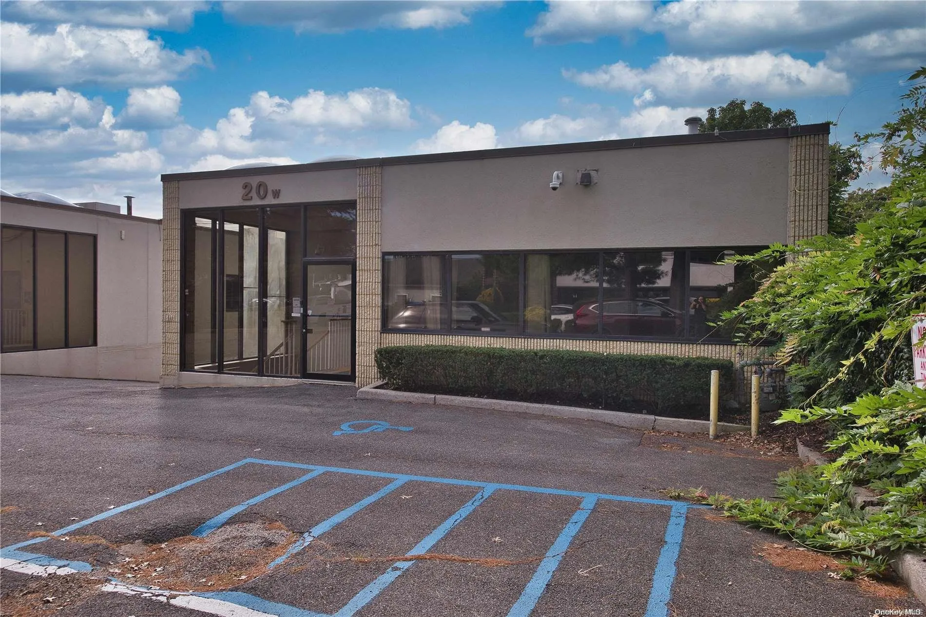 20 Vanderventer Avenue, North Hempstead, NY, ,Commercial Lease,Idx,Vanderventer,0,L3585292 20 Vanderventer Avenue, North Hempstead, NY, ,Commercial Lease,Idx,Vanderventer,0,L3585292