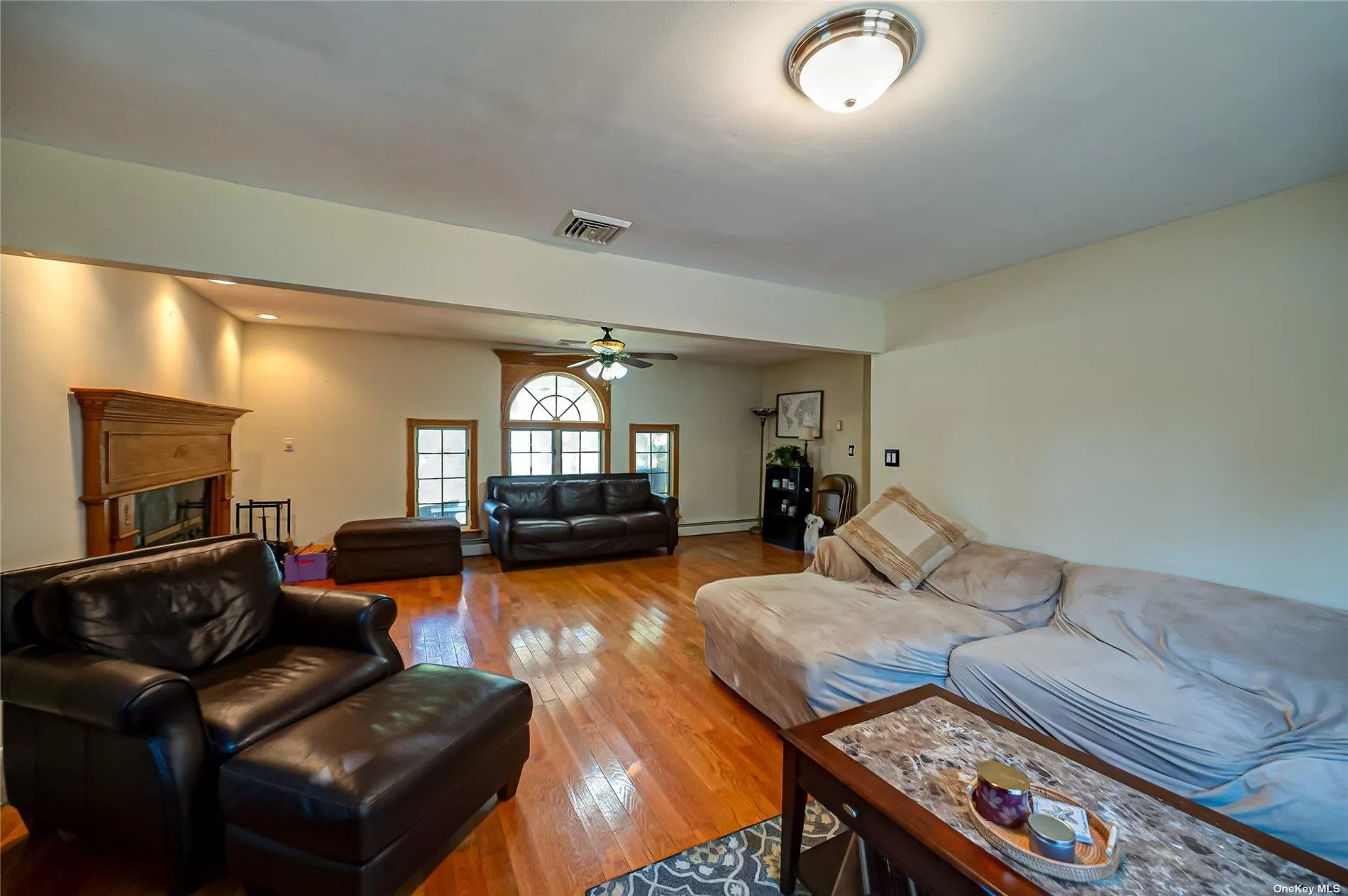 43 Hollins Lane, Islip, NY, 4 Bedrooms Bedrooms, 9 Rooms Rooms,3 BathroomsBathrooms,Residential,For Rent,Hollins,0,L3586031 43 Hollins Lane, Islip, NY, 4 Bedrooms Bedrooms, 9 Rooms Rooms,3 BathroomsBathrooms,Residential,For Rent,Hollins,0,L3586031