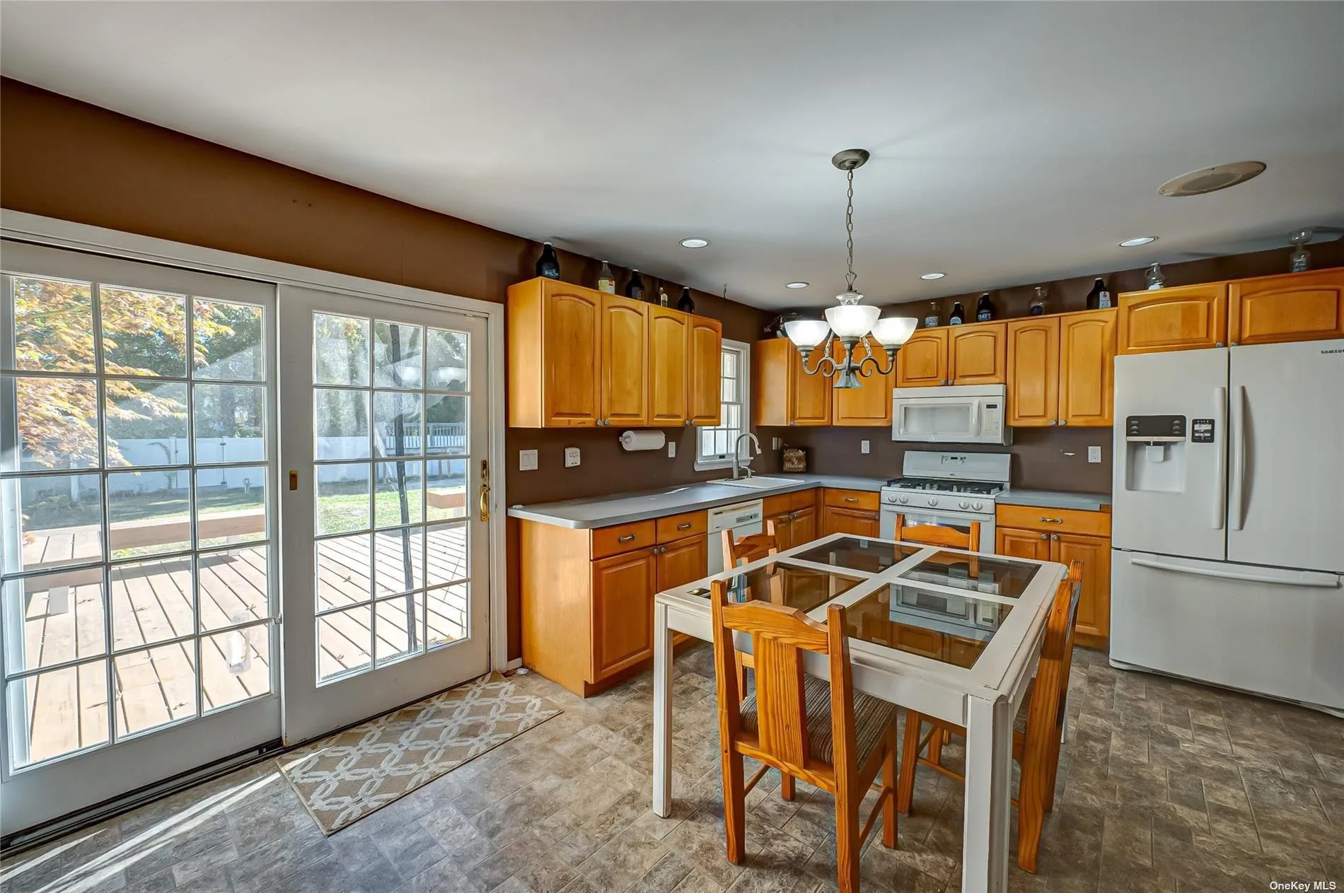 43 Hollins Lane, Islip, NY, 4 Bedrooms Bedrooms, 9 Rooms Rooms,3 BathroomsBathrooms,Residential,For Rent,Hollins,0,L3586031 43 Hollins Lane, Islip, NY, 4 Bedrooms Bedrooms, 9 Rooms Rooms,3 BathroomsBathrooms,Residential,For Rent,Hollins,0,L3586031