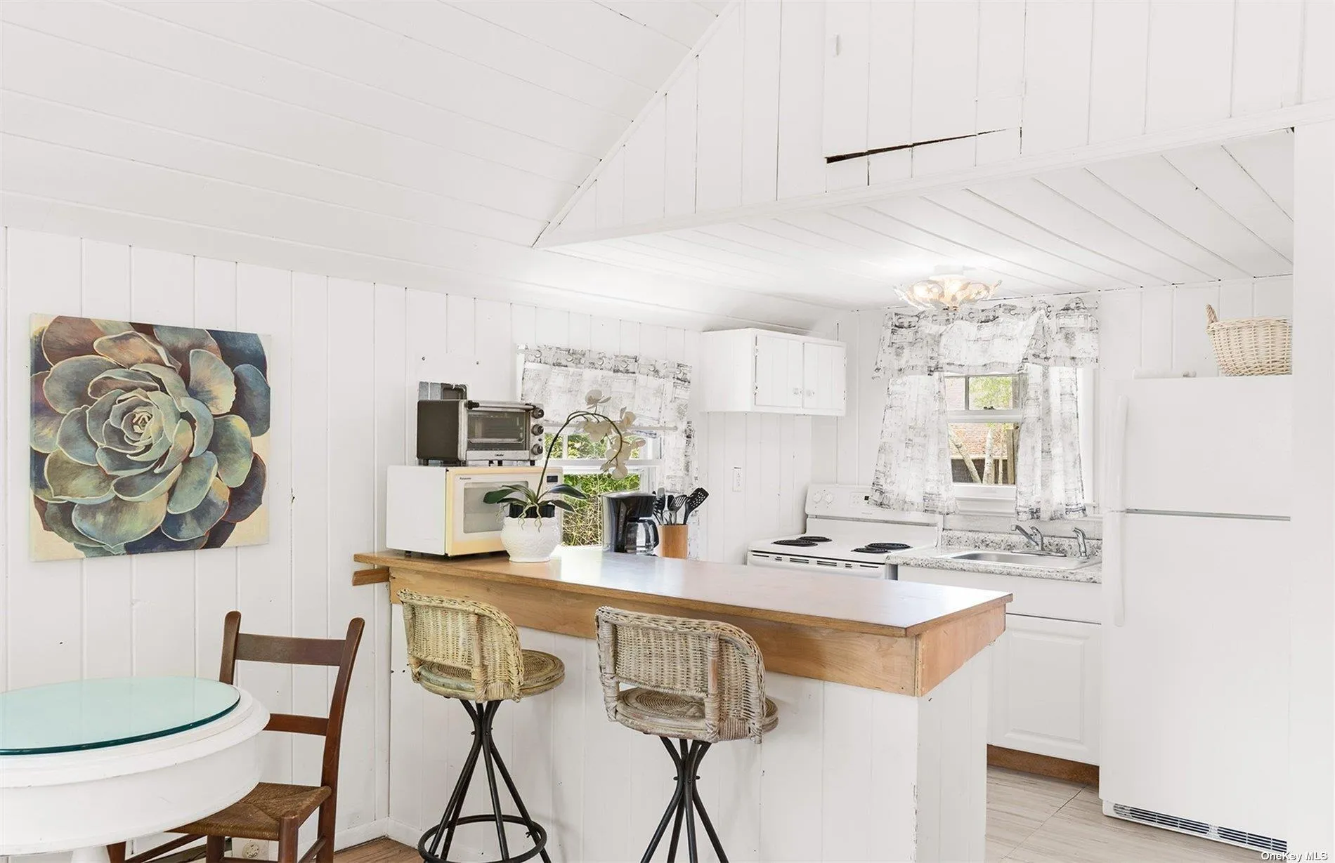 61 Lower 7 Ponds Road, Southampton, NY, 4 Bedrooms Bedrooms, 15 Rooms Rooms,4 BathroomsBathrooms,Residential,For Rent,Lower 7 Ponds,0,L3586103 61 Lower 7 Ponds Road, Southampton, NY, 4 Bedrooms Bedrooms, 15 Rooms Rooms,4 BathroomsBathrooms,Residential,For Rent,Lower 7 Ponds,0,L3586103