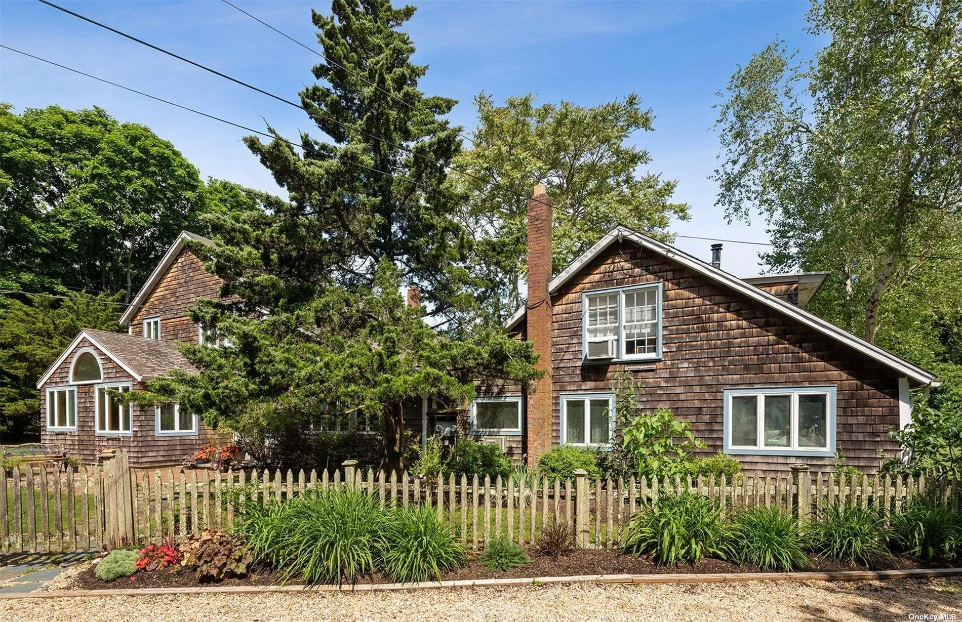 61 Lower 7 Ponds Road, Southampton, NY, 4 Bedrooms Bedrooms, 15 Rooms Rooms,4 BathroomsBathrooms,Residential,For Rent,Lower 7 Ponds,0,L3586103 61 Lower 7 Ponds Road, Southampton, NY, 4 Bedrooms Bedrooms, 15 Rooms Rooms,4 BathroomsBathrooms,Residential,For Rent,Lower 7 Ponds,0,L3586103