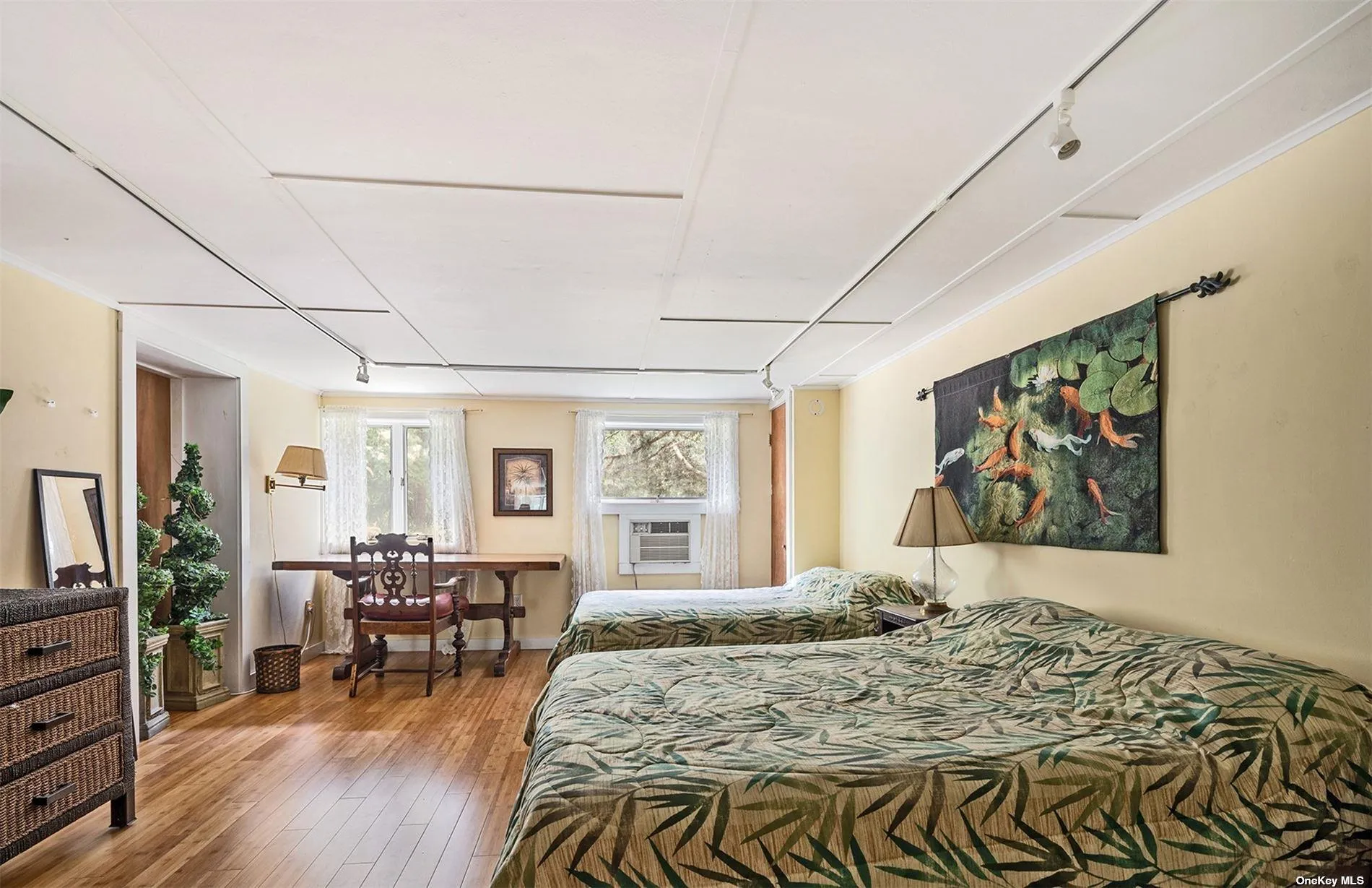 61 Lower 7 Ponds Road, Southampton, NY, 4 Bedrooms Bedrooms, 15 Rooms Rooms,4 BathroomsBathrooms,Residential,For Rent,Lower 7 Ponds,0,L3586103 61 Lower 7 Ponds Road, Southampton, NY, 4 Bedrooms Bedrooms, 15 Rooms Rooms,4 BathroomsBathrooms,Residential,For Rent,Lower 7 Ponds,0,L3586103
