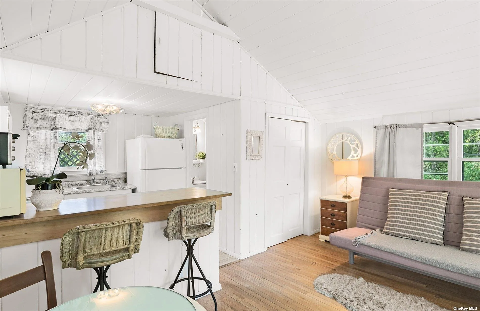 61 Lower 7 Ponds Road, Southampton, NY, 4 Bedrooms Bedrooms, 15 Rooms Rooms,4 BathroomsBathrooms,Residential,For Rent,Lower 7 Ponds,0,L3586103 61 Lower 7 Ponds Road, Southampton, NY, 4 Bedrooms Bedrooms, 15 Rooms Rooms,4 BathroomsBathrooms,Residential,For Rent,Lower 7 Ponds,0,L3586103