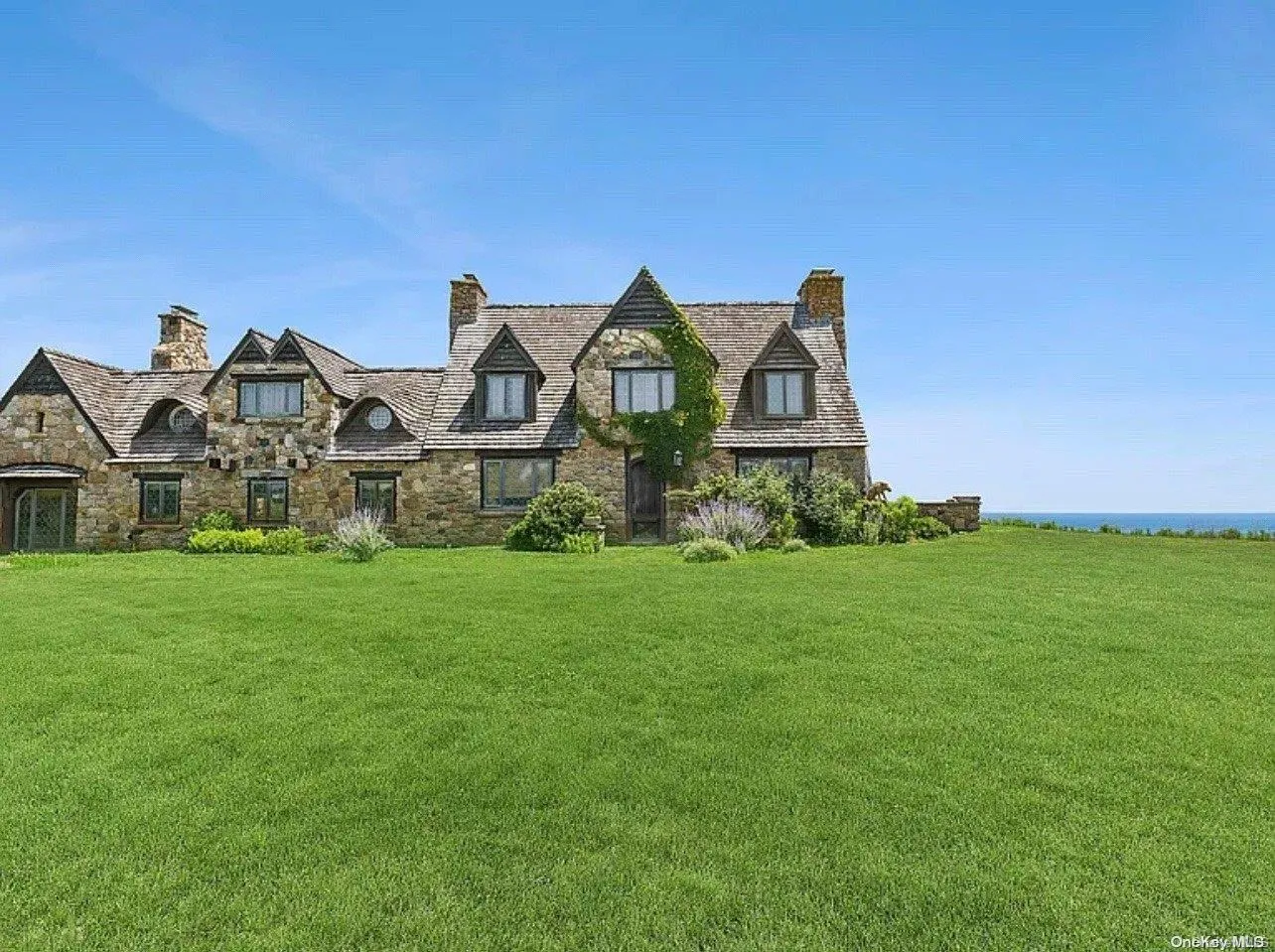 408 Old Montauk, East Hampton, New York 11954