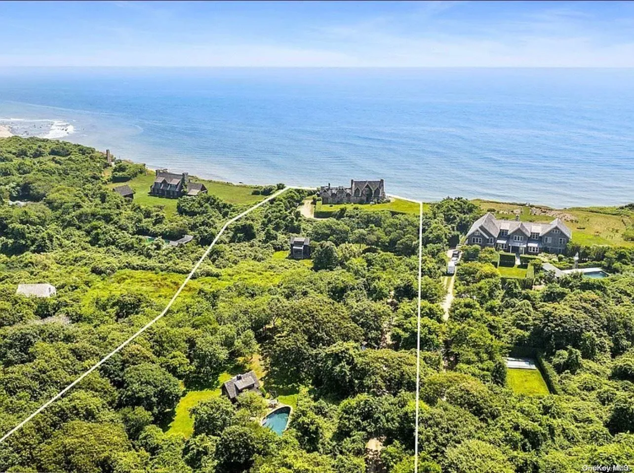 408 Old Montauk, East Hampton, New York 11954