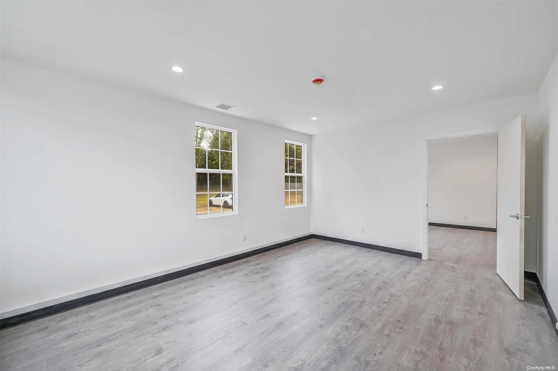 533 Montauk Highway, Brookhaven, NY, ,Commercial Lease,Idx,Montauk,0,L3586325 533 Montauk Highway, Brookhaven, NY, ,Commercial Lease,Idx,Montauk,0,L3586325