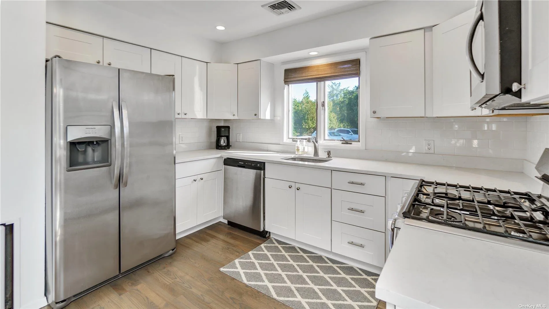 19 Rogers Lane, Southampton, NY, 4 Bedrooms Bedrooms, 7 Rooms Rooms,2 BathroomsBathrooms,Residential Lease,Idx,Rogers,0,L3587306 19 Rogers Lane, Southampton, NY, 4 Bedrooms Bedrooms, 7 Rooms Rooms,2 BathroomsBathrooms,Residential Lease,Idx,Rogers,0,L3587306