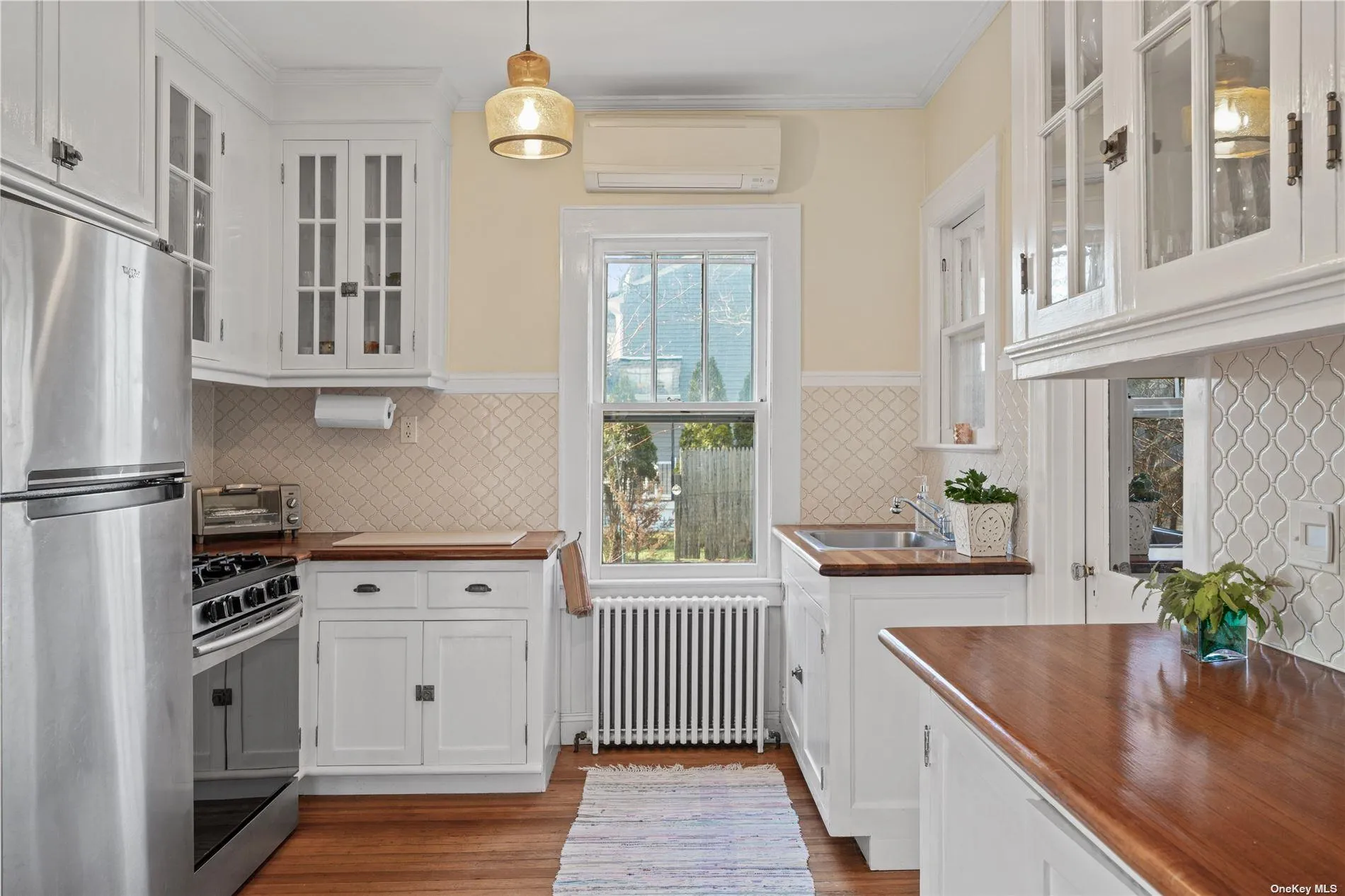 21 Summit Boulevard, Southampton, NY, 2 Bedrooms Bedrooms, 6 Rooms Rooms,2 BathroomsBathrooms,Residential Lease,Idx,Summit,0,L3588364 21 Summit Boulevard, Southampton, NY, 2 Bedrooms Bedrooms, 6 Rooms Rooms,2 BathroomsBathrooms,Residential Lease,Idx,Summit,0,L3588364