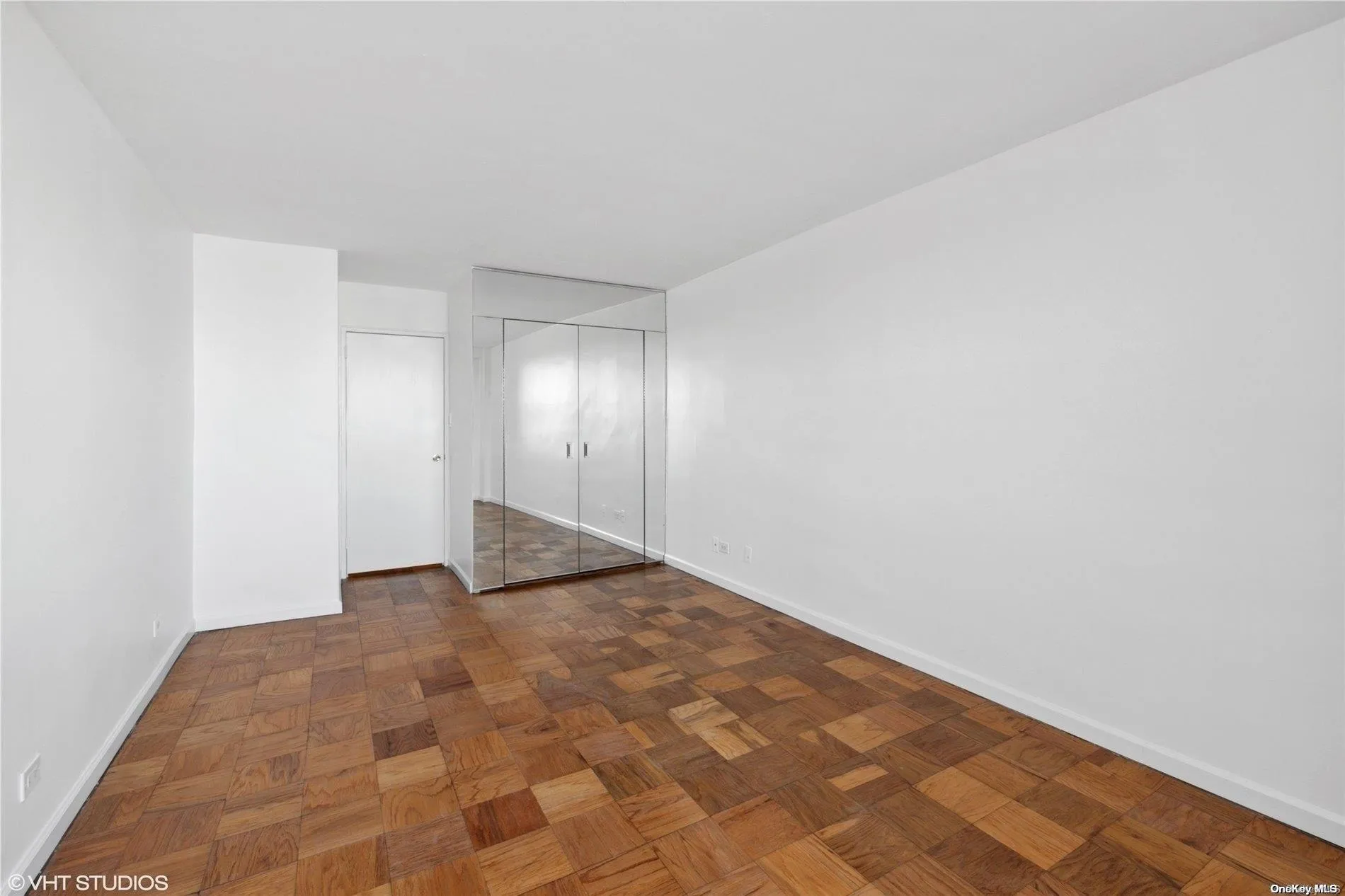 61-20 Grand Central Parkway, New York, NY, 1 Bedroom Bedrooms, 3 Rooms Rooms,1 BathroomBathrooms,Residential,For Rent,Grand Central,0,L3588780 61-20 Grand Central Parkway, New York, NY, 1 Bedroom Bedrooms, 3 Rooms Rooms,1 BathroomBathrooms,Residential,For Rent,Grand Central,0,L3588780