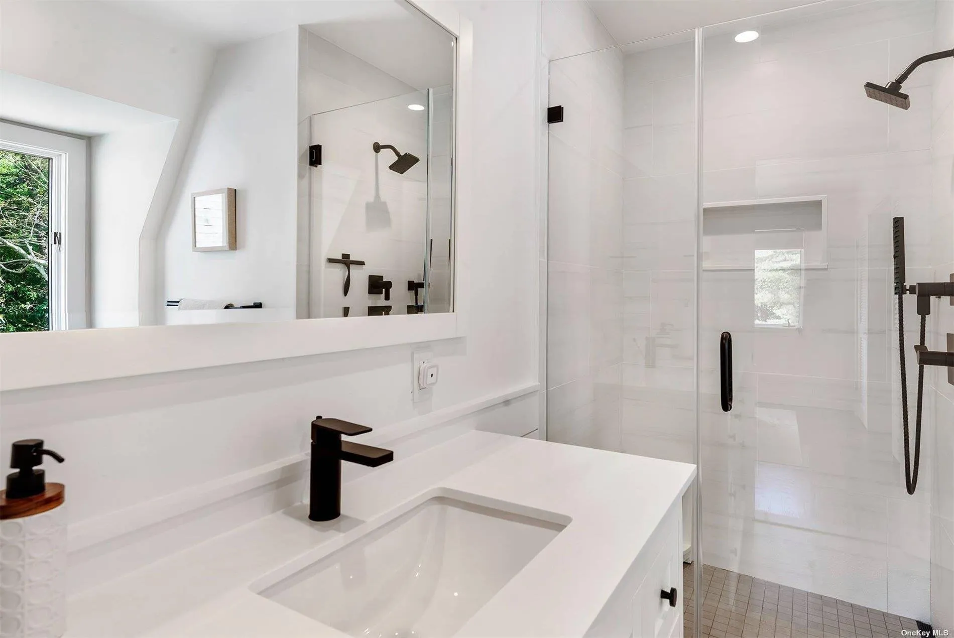 643 Stephen Hands Path, East Hampton, NY, 4 Bedrooms Bedrooms, 10 Rooms Rooms,3 BathroomsBathrooms,Residential Lease,Idx,Stephen Hands,0,L3589219 643 Stephen Hands Path, East Hampton, NY, 4 Bedrooms Bedrooms, 10 Rooms Rooms,3 BathroomsBathrooms,Residential Lease,Idx,Stephen Hands,0,L3589219