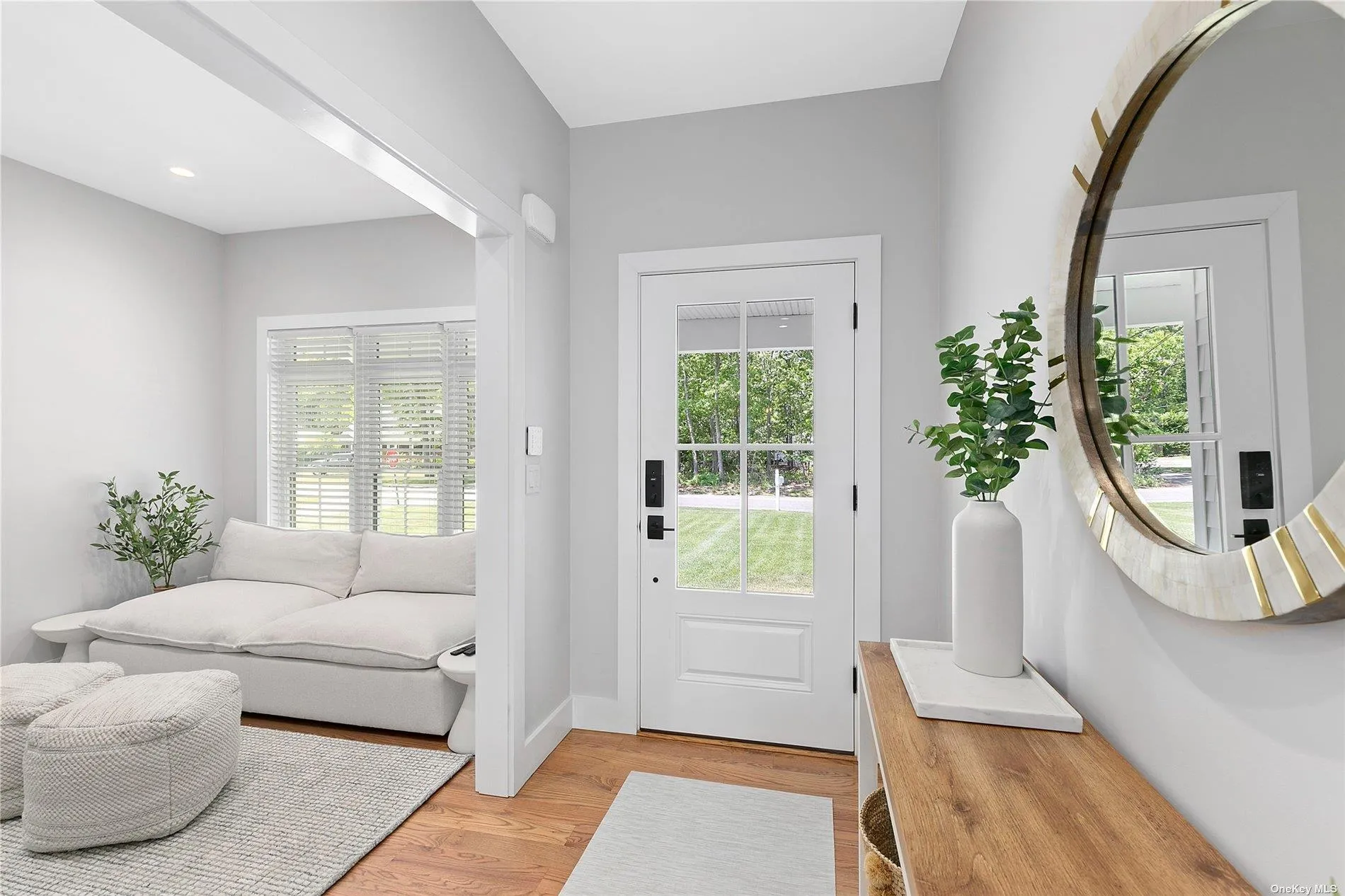 55 Squires Avenue, Southampton, NY, 4 Bedrooms Bedrooms, 10 Rooms Rooms,3 BathroomsBathrooms,Residential Lease,Idx,Squires,L3590089 55 Squires Avenue, Southampton, NY, 4 Bedrooms Bedrooms, 10 Rooms Rooms,3 BathroomsBathrooms,Residential Lease,Idx,Squires,L3590089