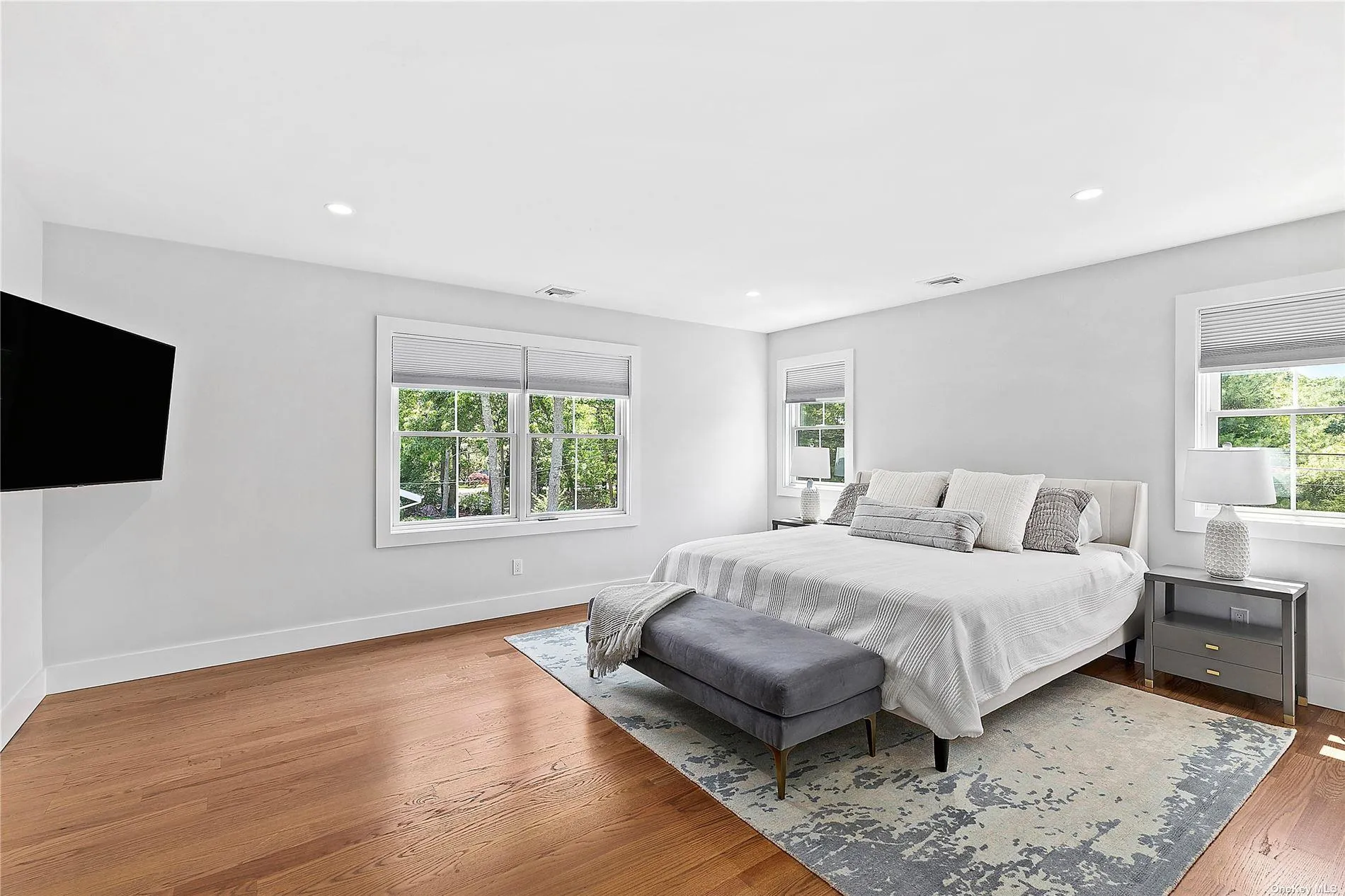 55 Squires Avenue, Southampton, NY, 4 Bedrooms Bedrooms, 10 Rooms Rooms,3 BathroomsBathrooms,Residential Lease,Idx,Squires,L3590089 55 Squires Avenue, Southampton, NY, 4 Bedrooms Bedrooms, 10 Rooms Rooms,3 BathroomsBathrooms,Residential Lease,Idx,Squires,L3590089