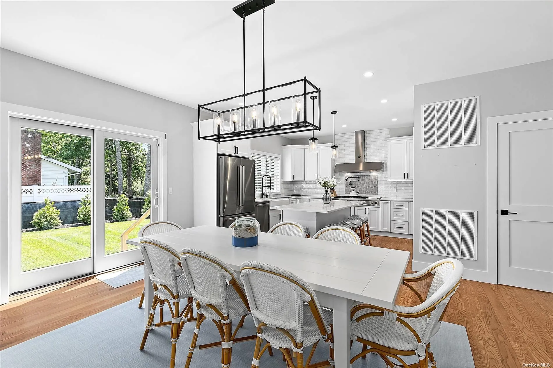 55 Squires Avenue, Southampton, NY, 4 Bedrooms Bedrooms, 10 Rooms Rooms,3 BathroomsBathrooms,Residential Lease,Idx,Squires,L3590089 55 Squires Avenue, Southampton, NY, 4 Bedrooms Bedrooms, 10 Rooms Rooms,3 BathroomsBathrooms,Residential Lease,Idx,Squires,L3590089