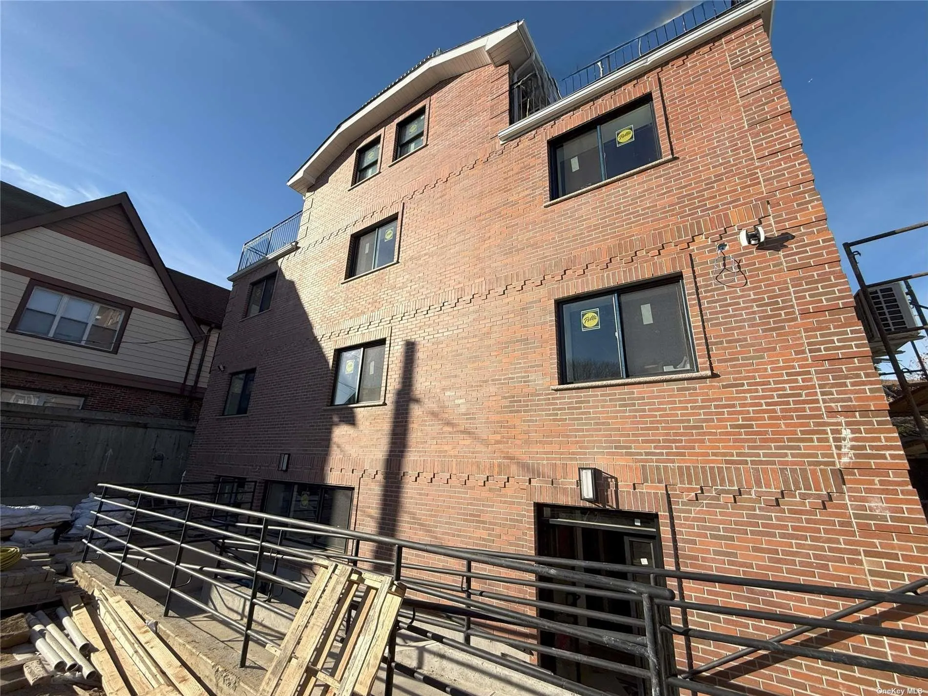 39-20 214 Place, New York, NY, ,Commercial Lease,Idx,214,0,L3590596 39-20 214 Place, New York, NY, ,Commercial Lease,Idx,214,0,L3590596