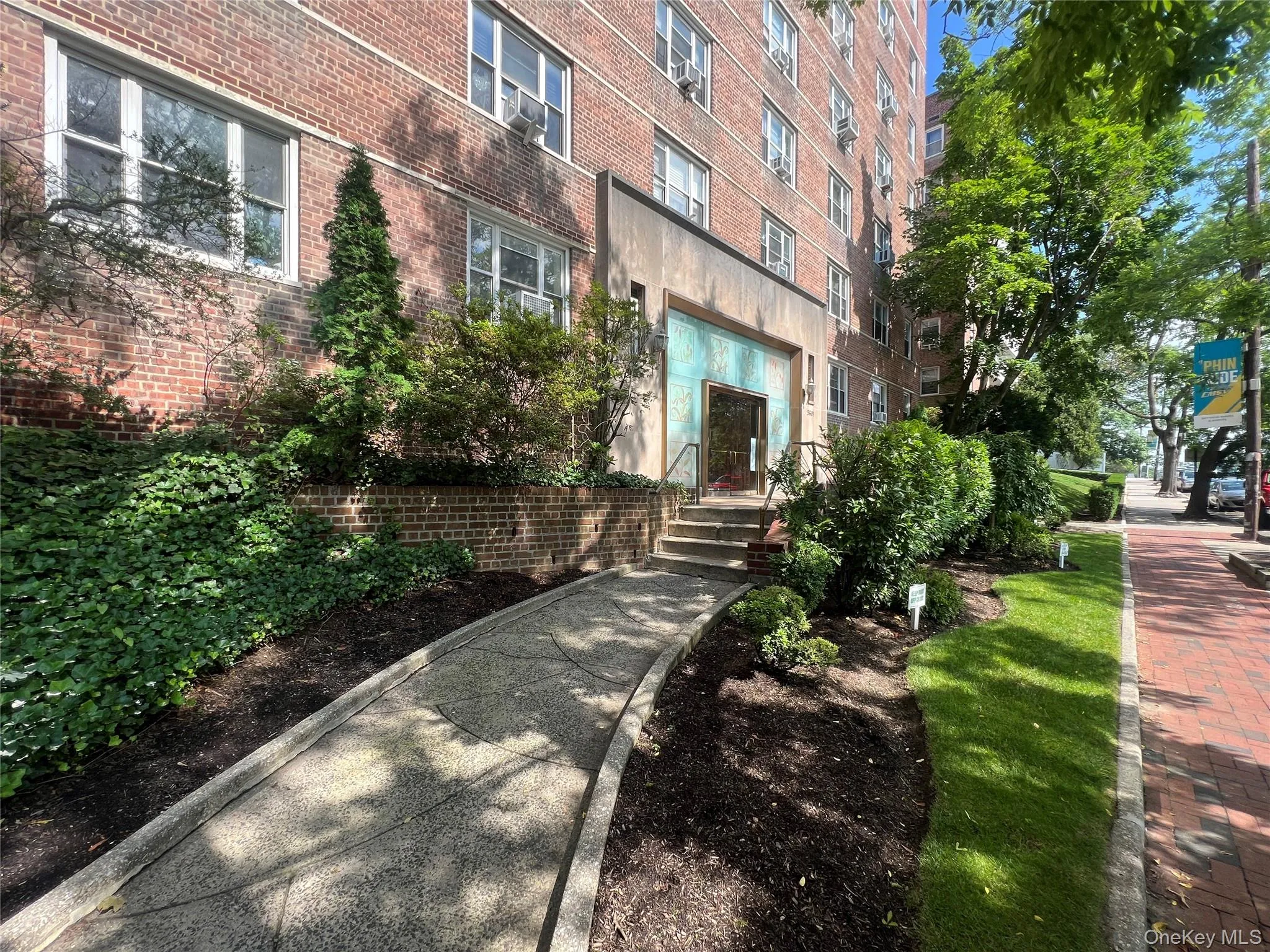 5601 Riverdale Avenue, New York, NY, 8 Rooms Rooms,1 BathroomBathrooms,Residential,For Rent,Riverdale,0,800110 5601 Riverdale Avenue, New York, NY, 8 Rooms Rooms,1 BathroomBathrooms,Residential,For Rent,Riverdale,0,800110